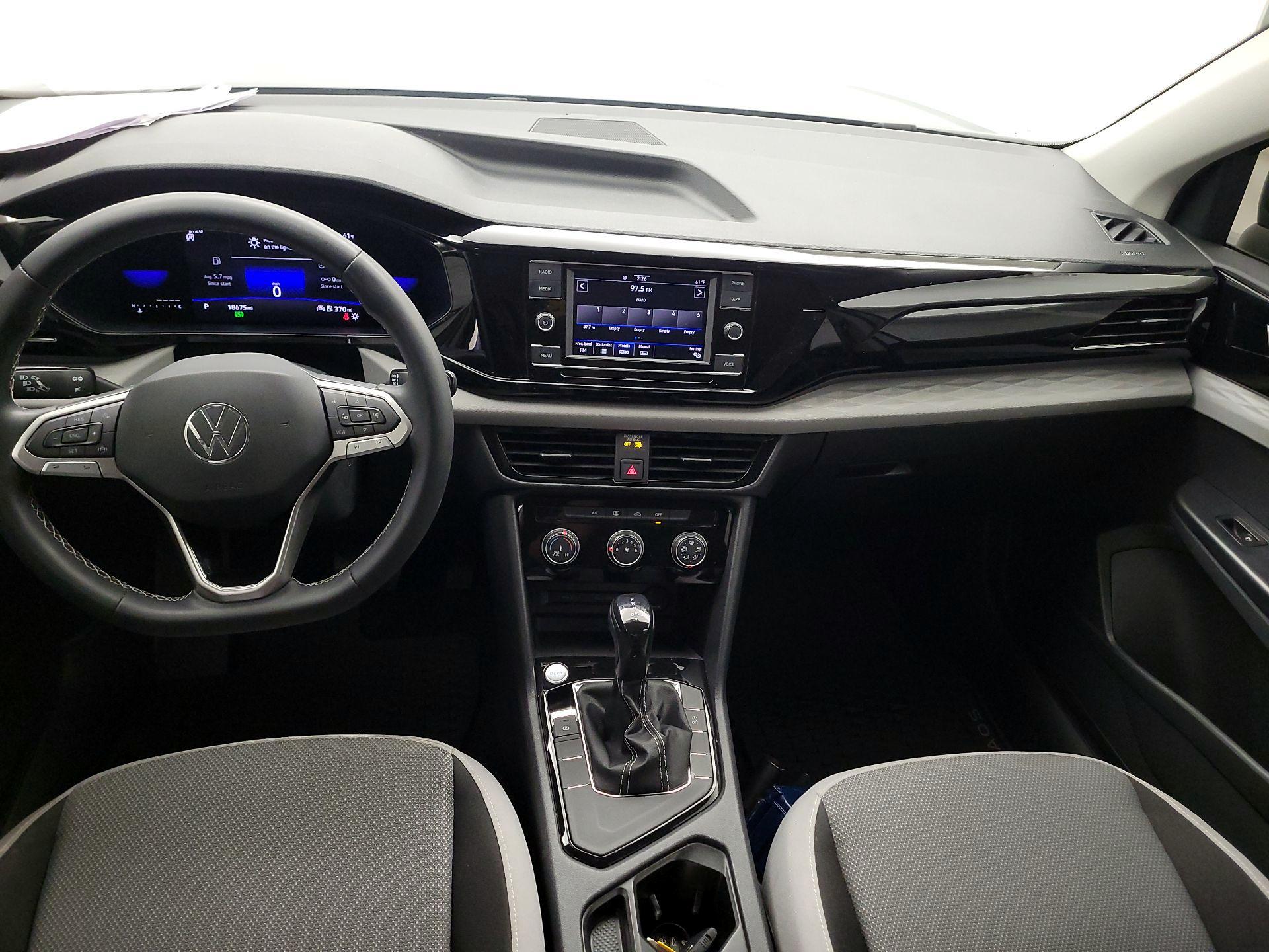 Thumbnail: 2023 Volkswagen Taos - 9