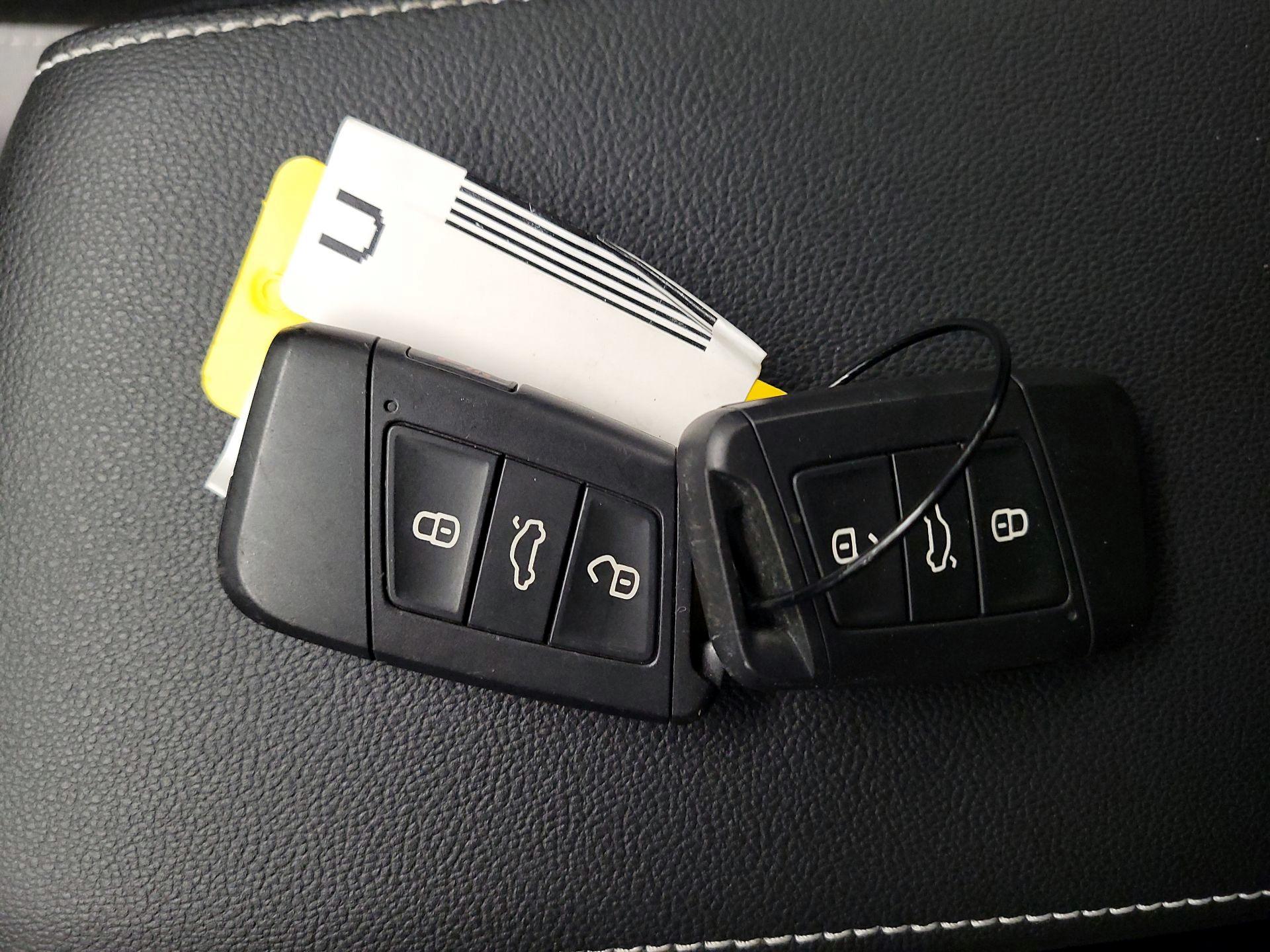 Thumbnail: 2023 Volkswagen Taos - 20