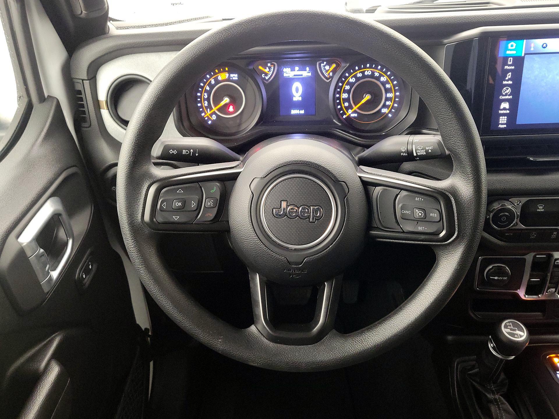 Thumbnail: 2025 Jeep Wrangler - 10