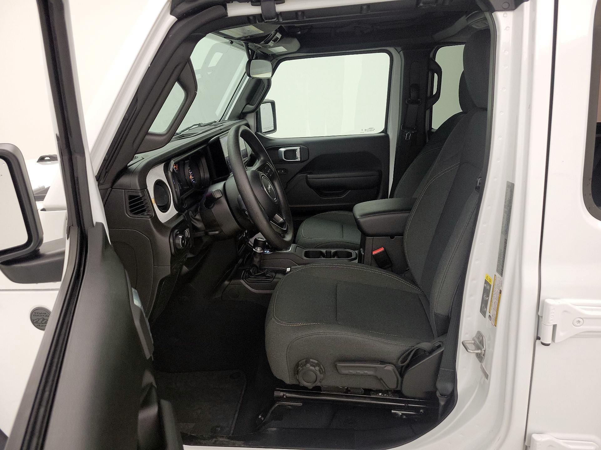 Thumbnail: 2025 Jeep Wrangler - 11