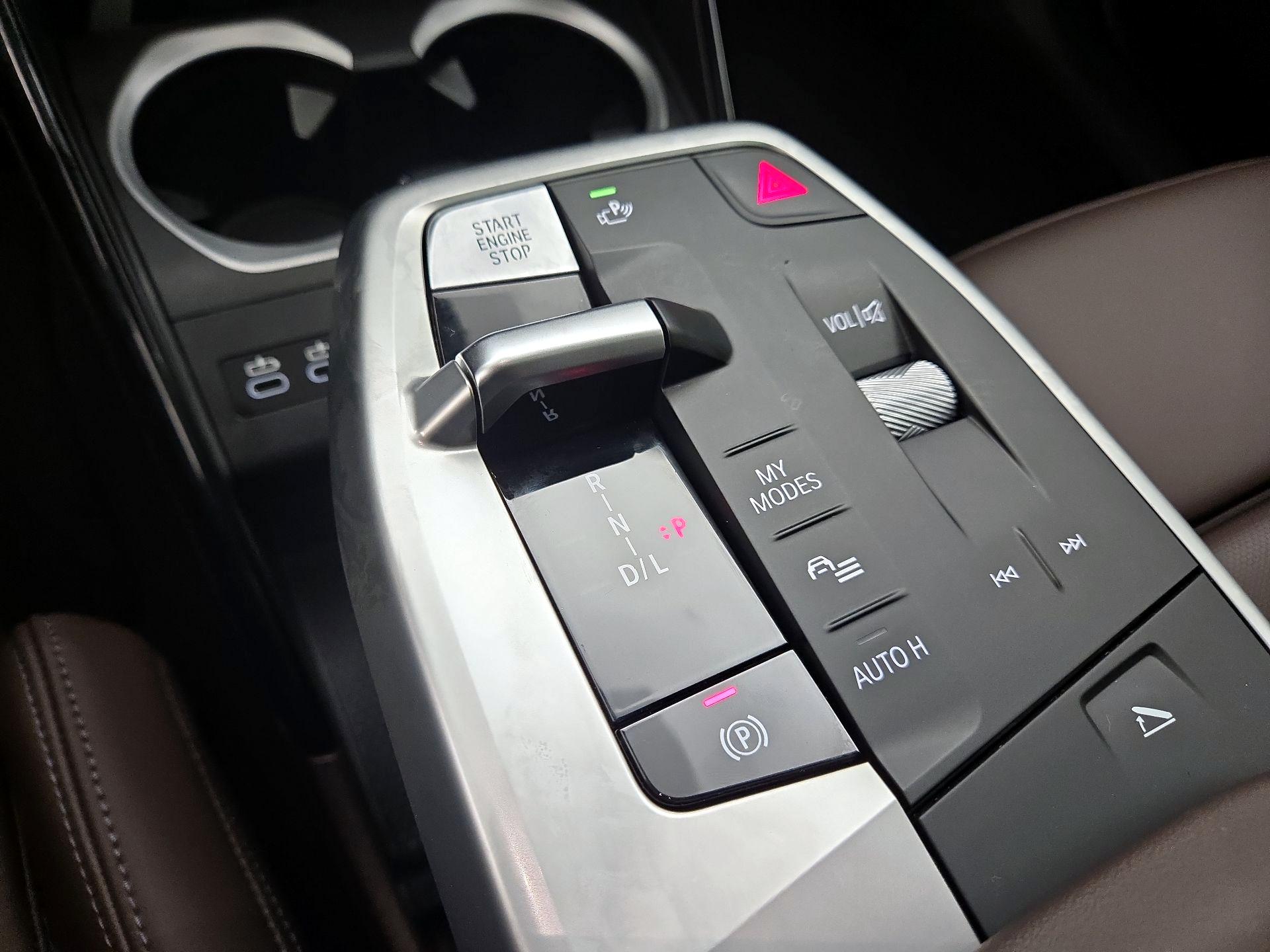 Thumbnail: 2025 BMW X2 - 17