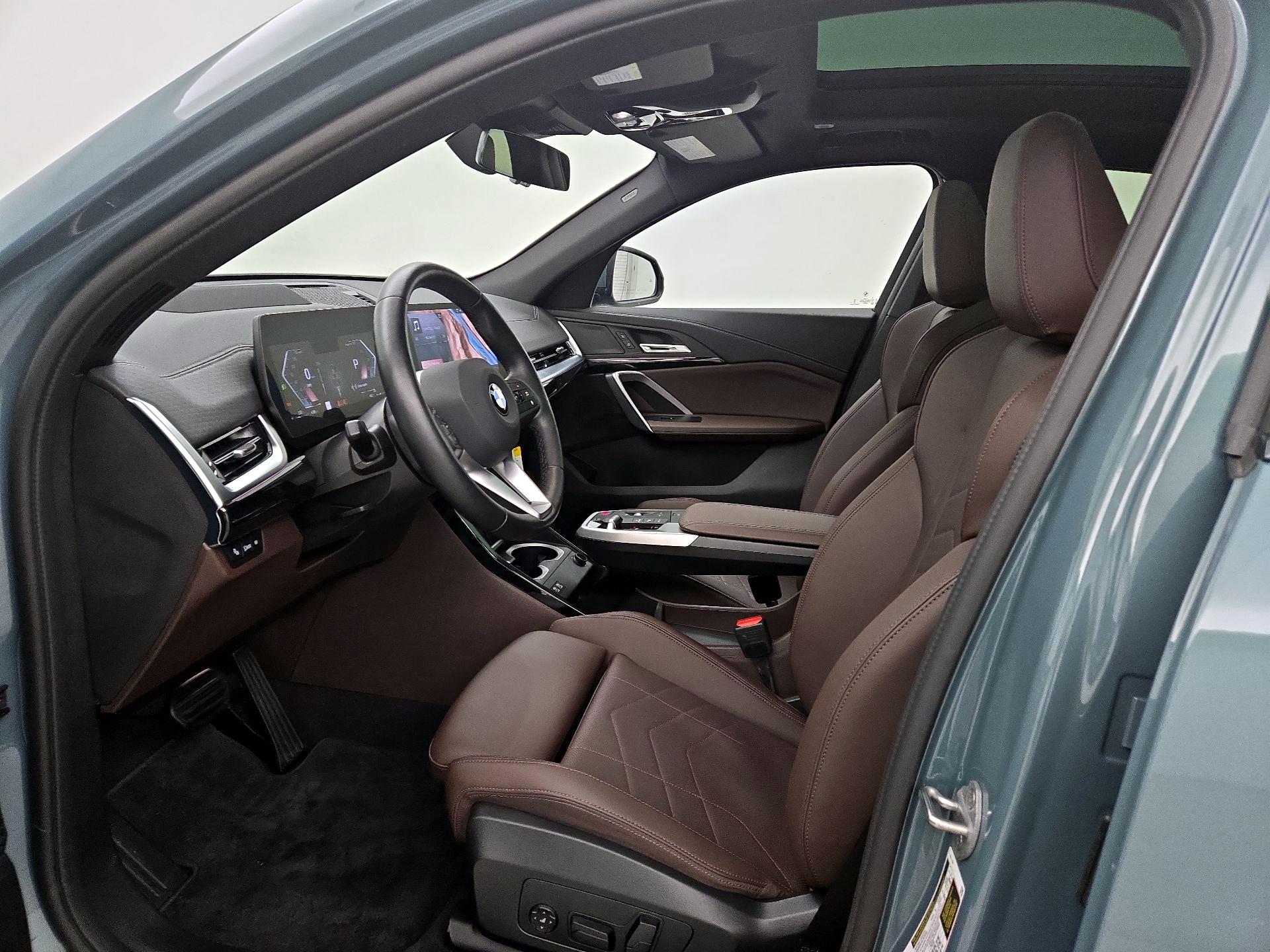 Thumbnail: 2025 BMW X2 - 11