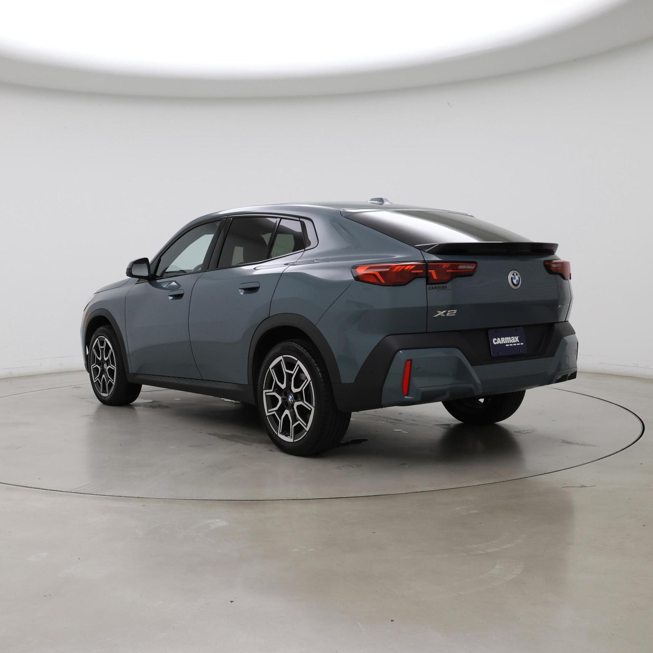 Thumbnail: 2025 BMW X2 - 2