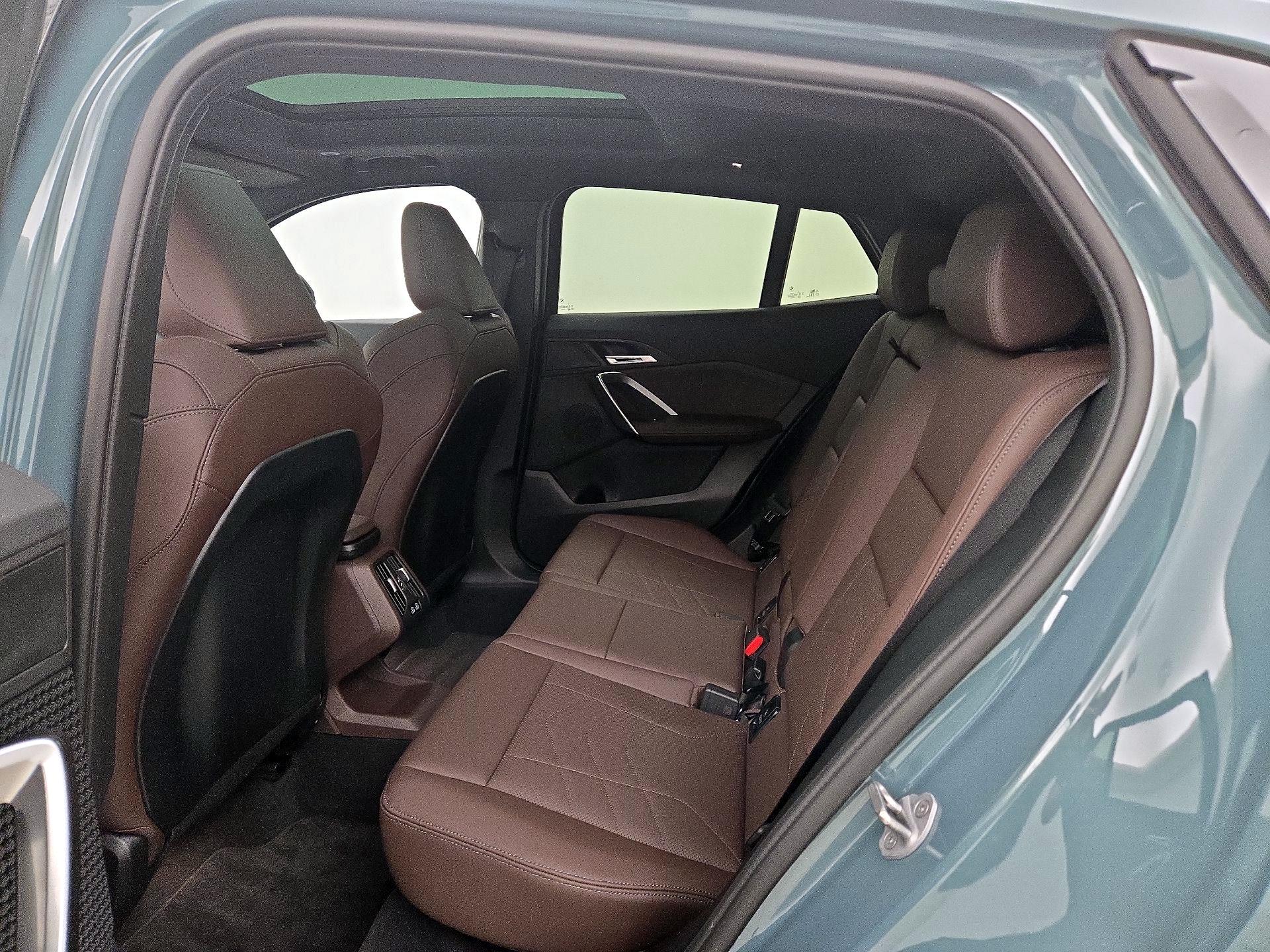 Thumbnail: 2025 BMW X2 - 20