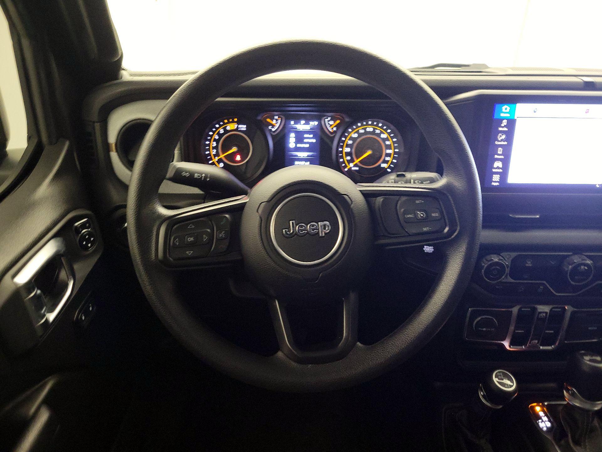 Thumbnail: 2024 Jeep Wrangler - 10