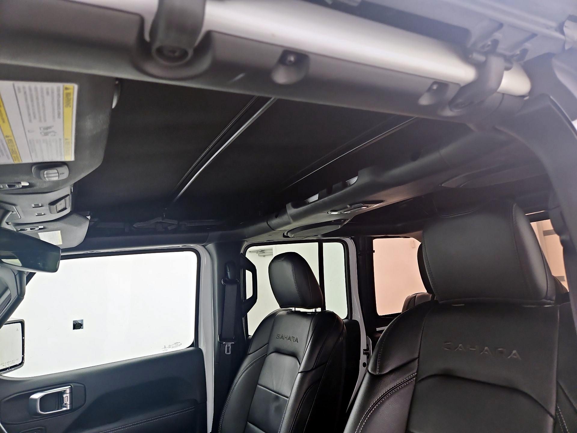 Thumbnail: 2021 Jeep Wrangler - 20