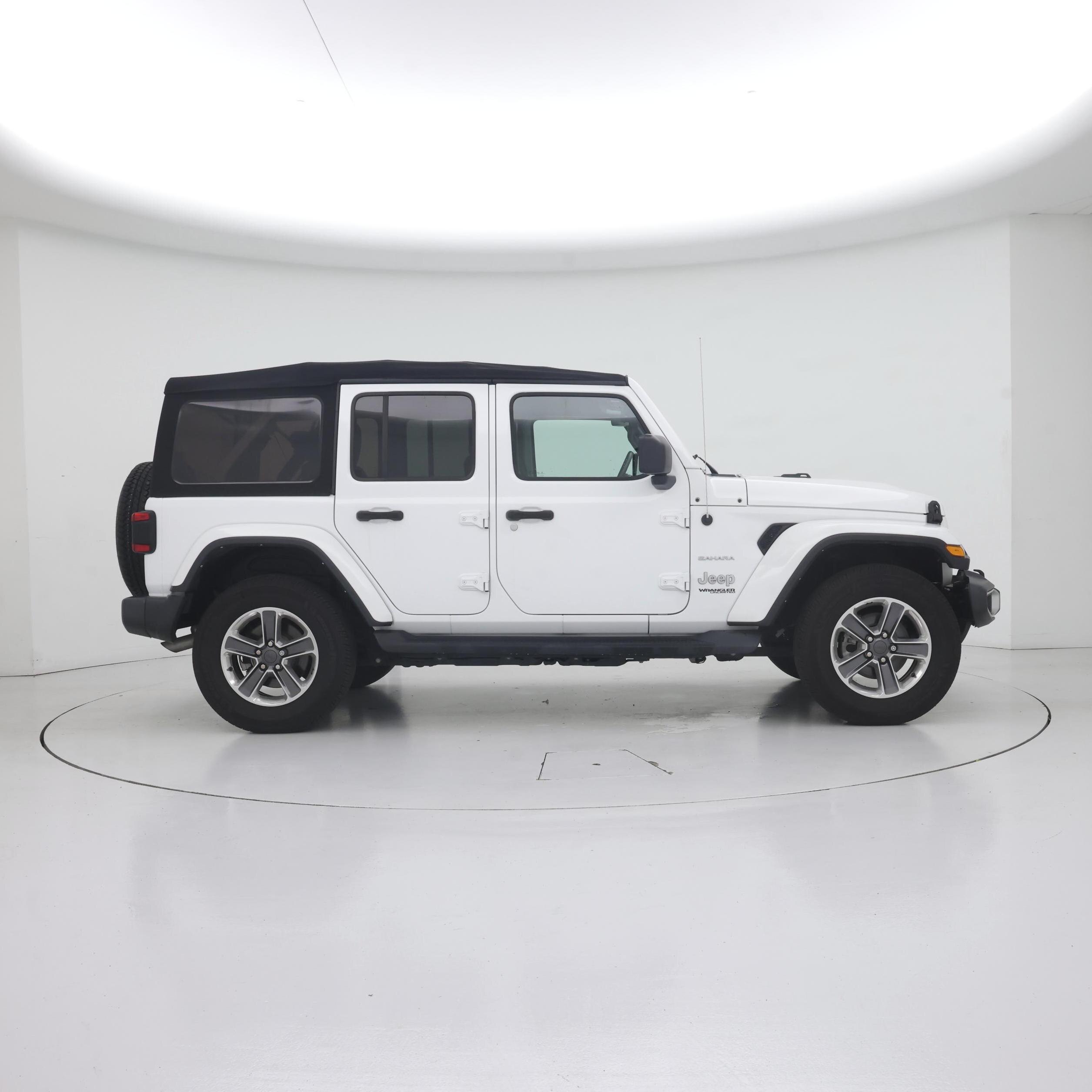 Thumbnail: 2021 Jeep Wrangler - 7