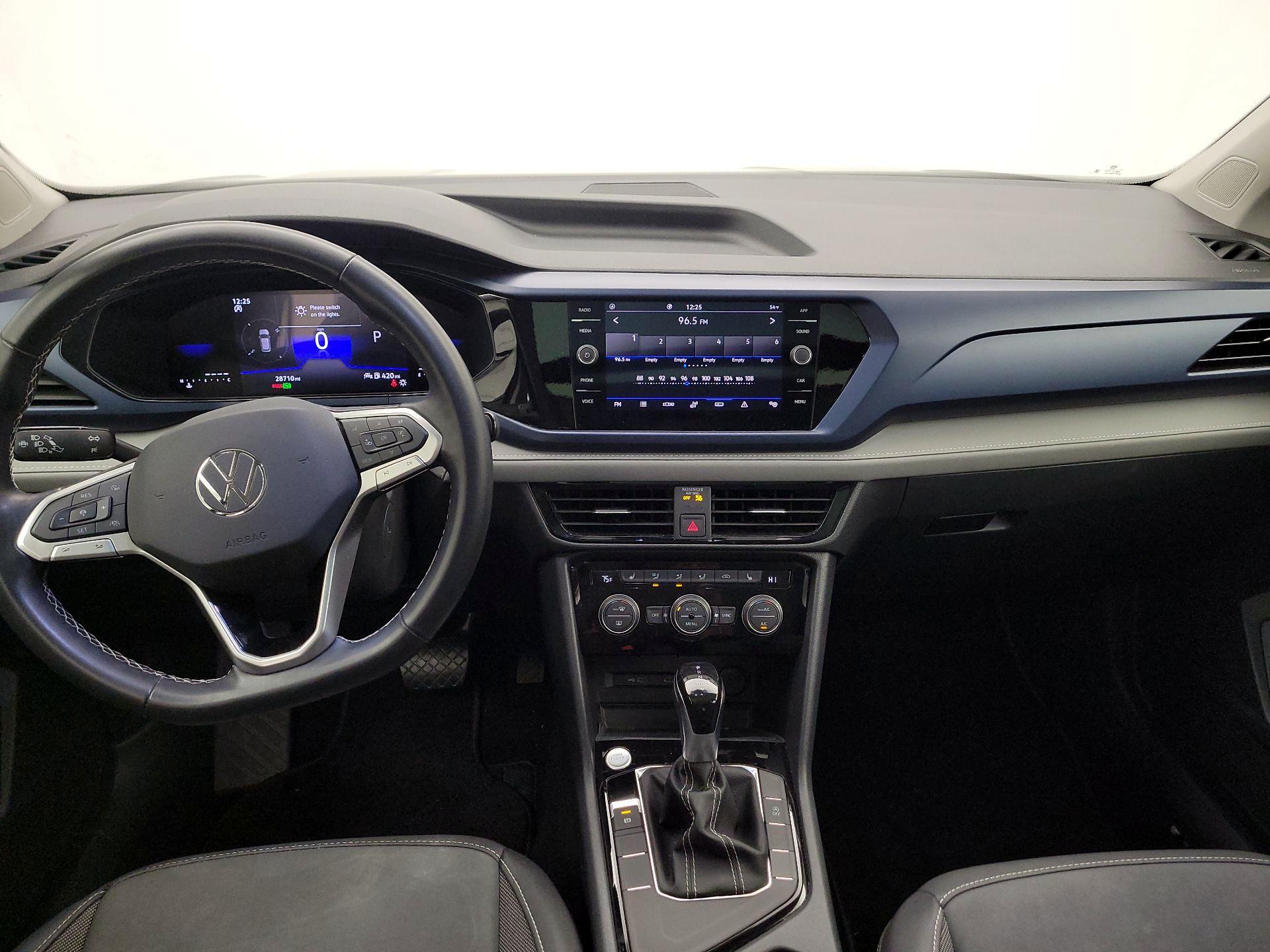 Thumbnail: 2024 Volkswagen Taos - 9