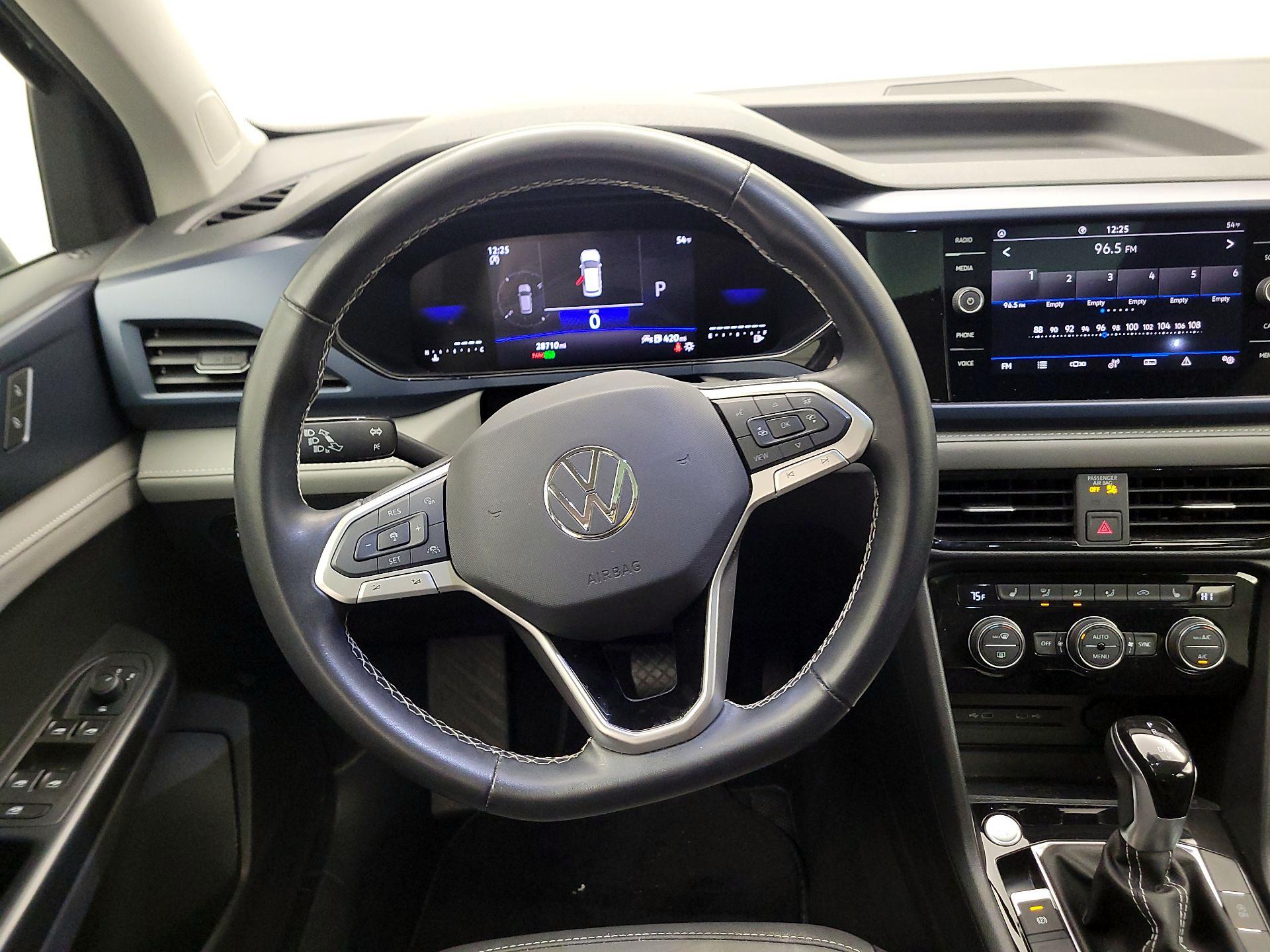 Thumbnail: 2024 Volkswagen Taos - 10