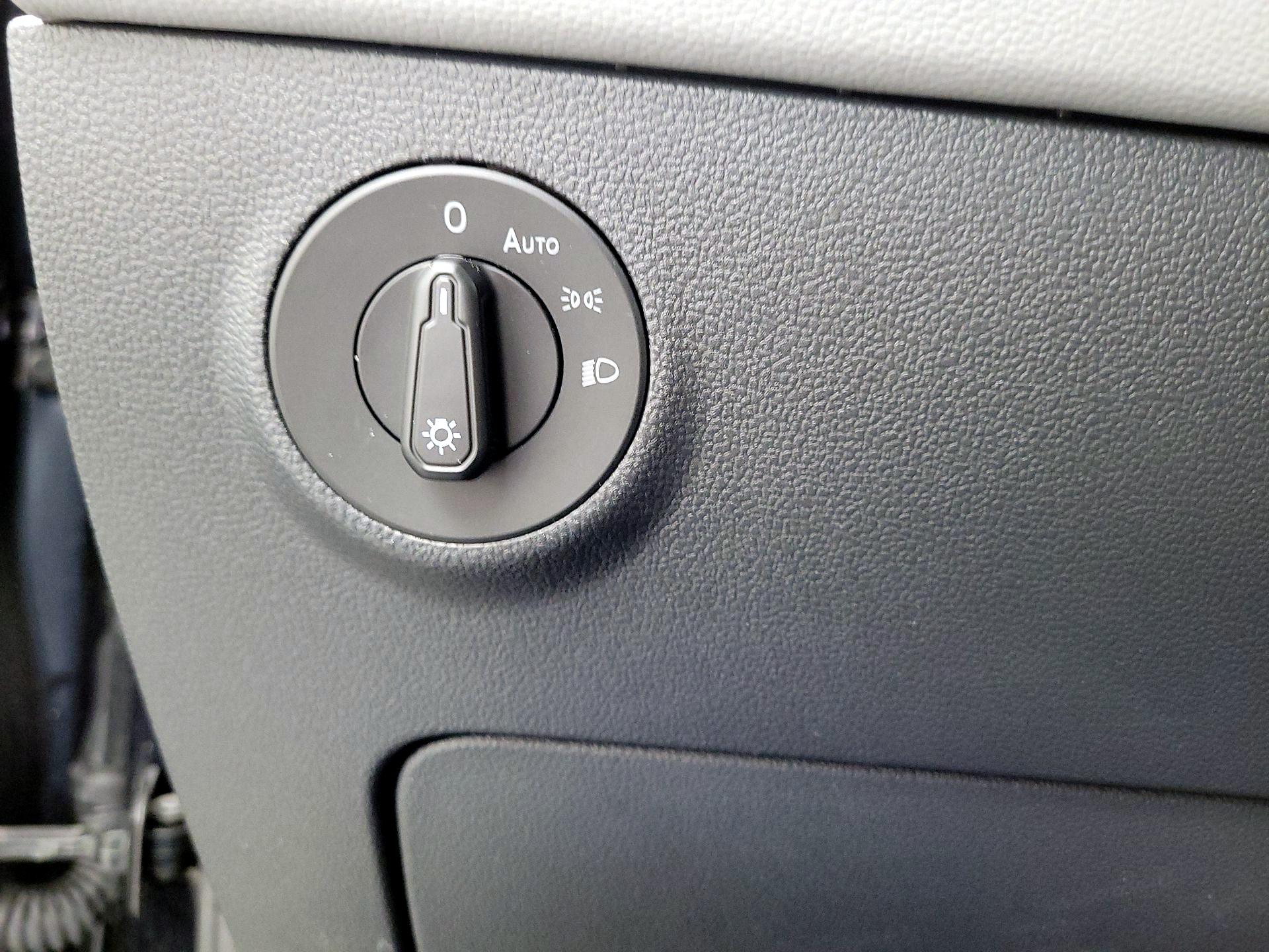 Thumbnail: 2024 Volkswagen Taos - 13