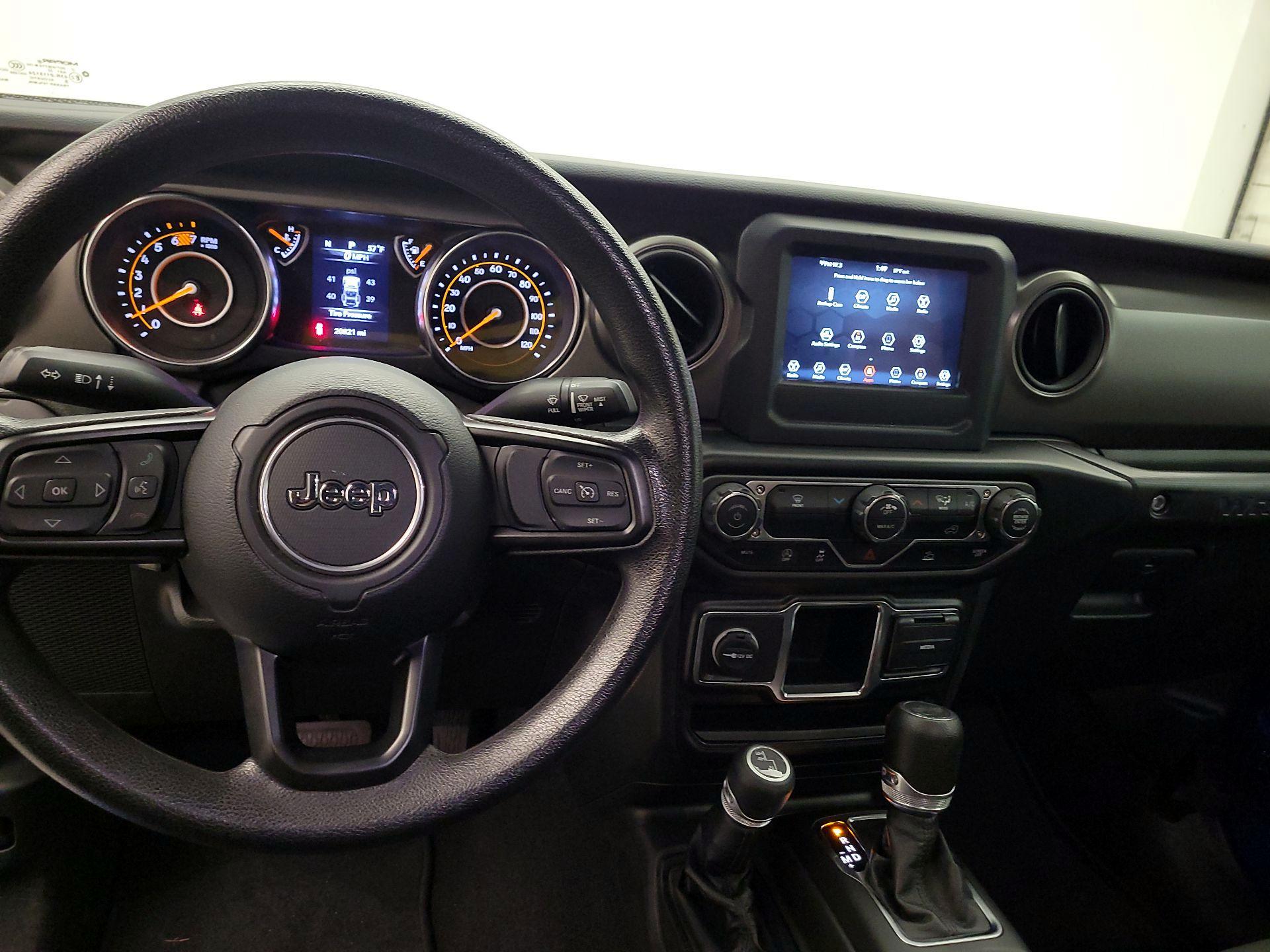 Thumbnail: 2022 Jeep Wrangler - 9