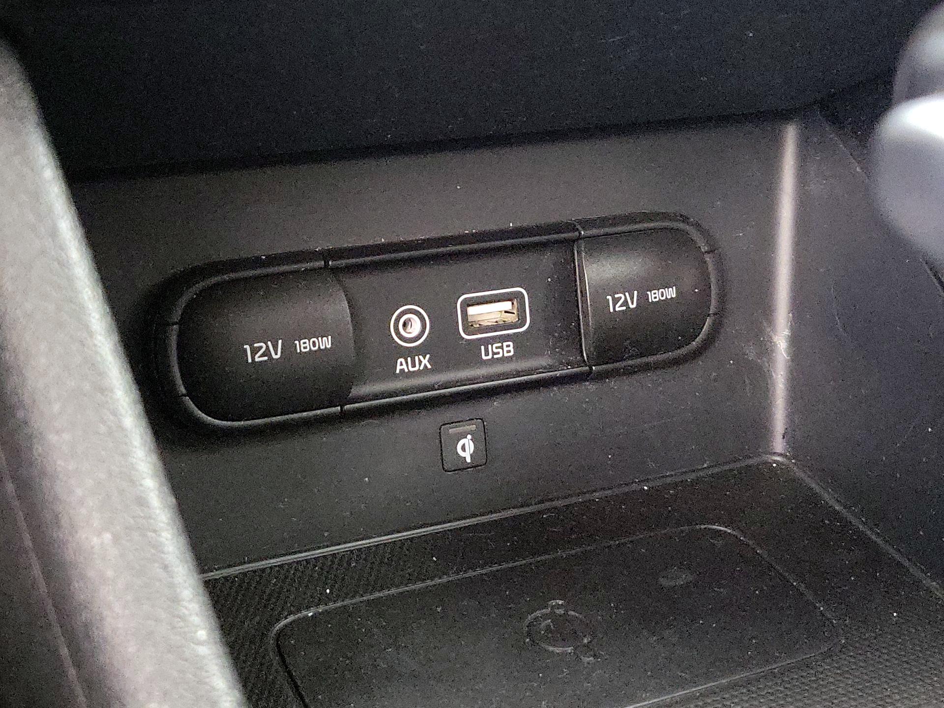 Thumbnail: 2018 Kia Niro - 19