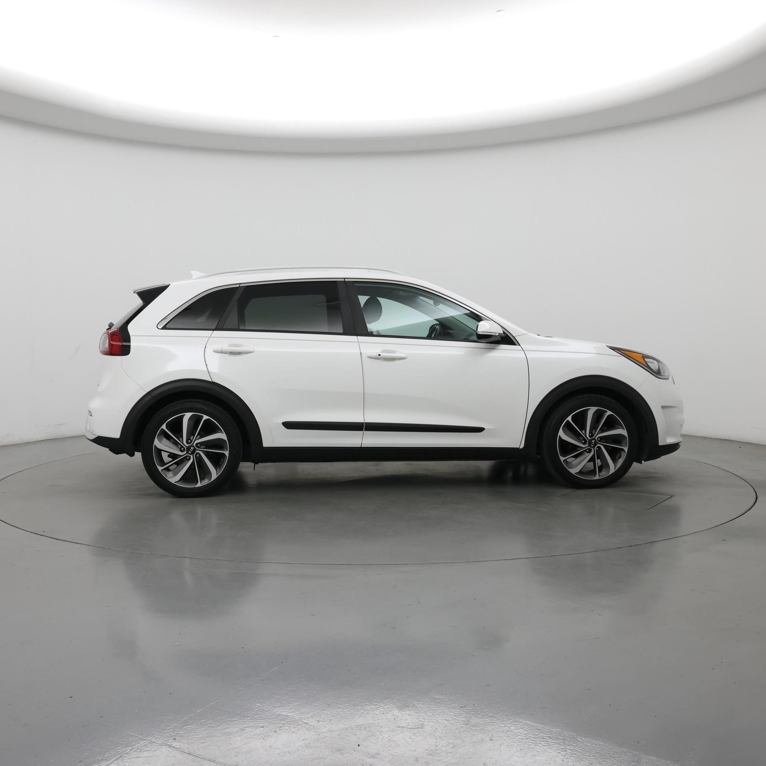 Thumbnail: 2018 Kia Niro - 7