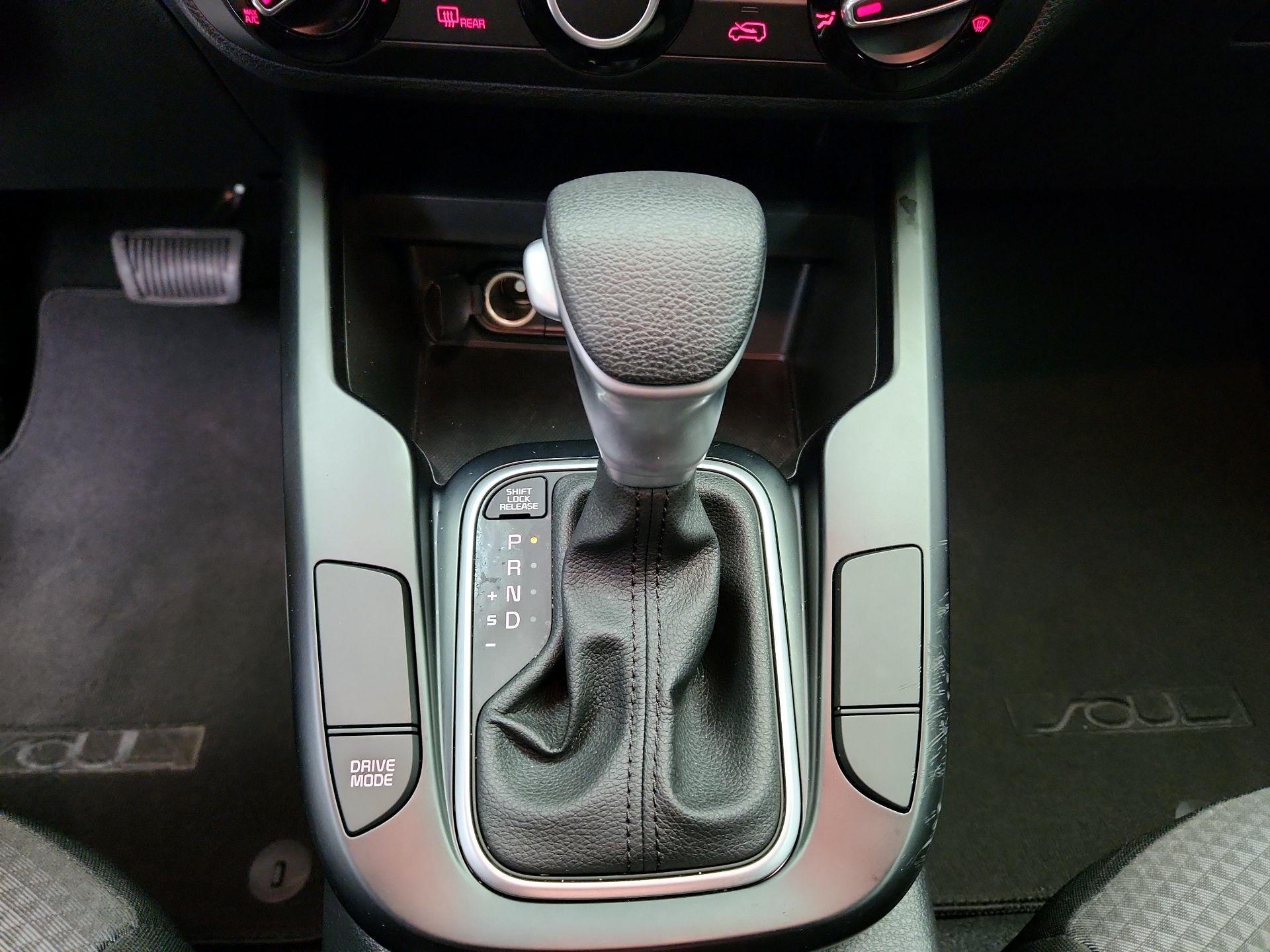 Thumbnail: 2021 Kia Soul - 17