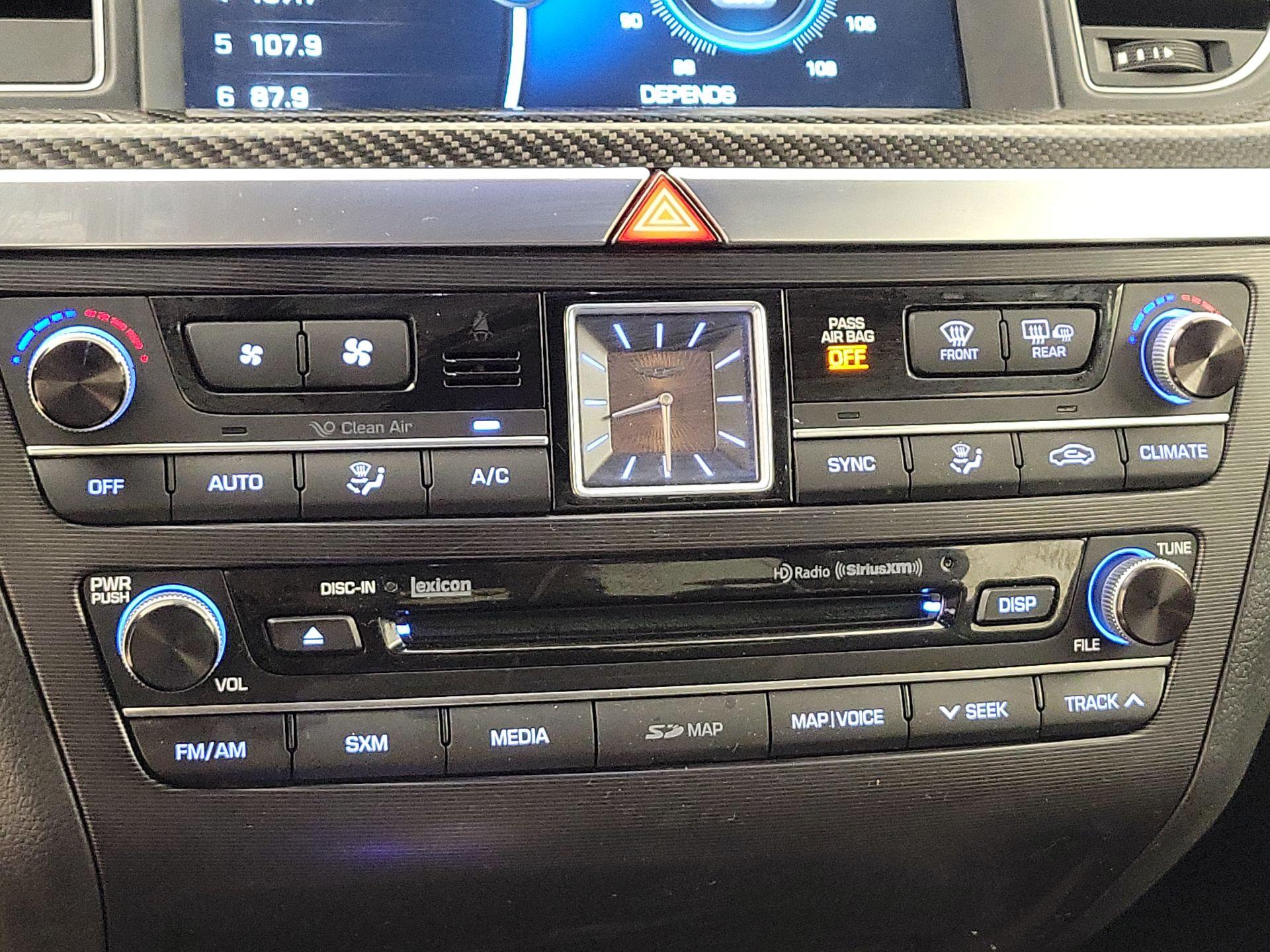 Thumbnail: 2018 Genesis G80 - 17