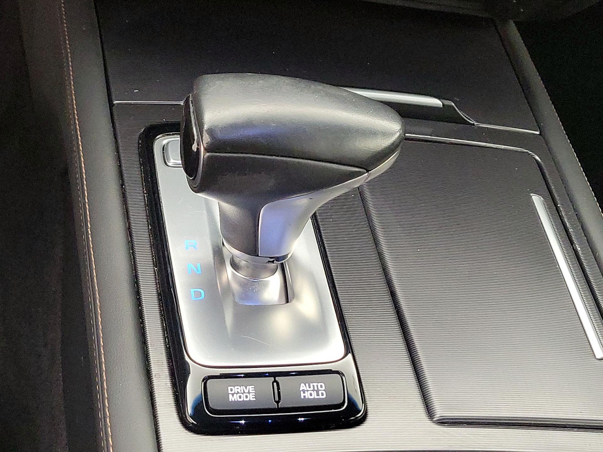 Thumbnail: 2018 Genesis G80 - 18