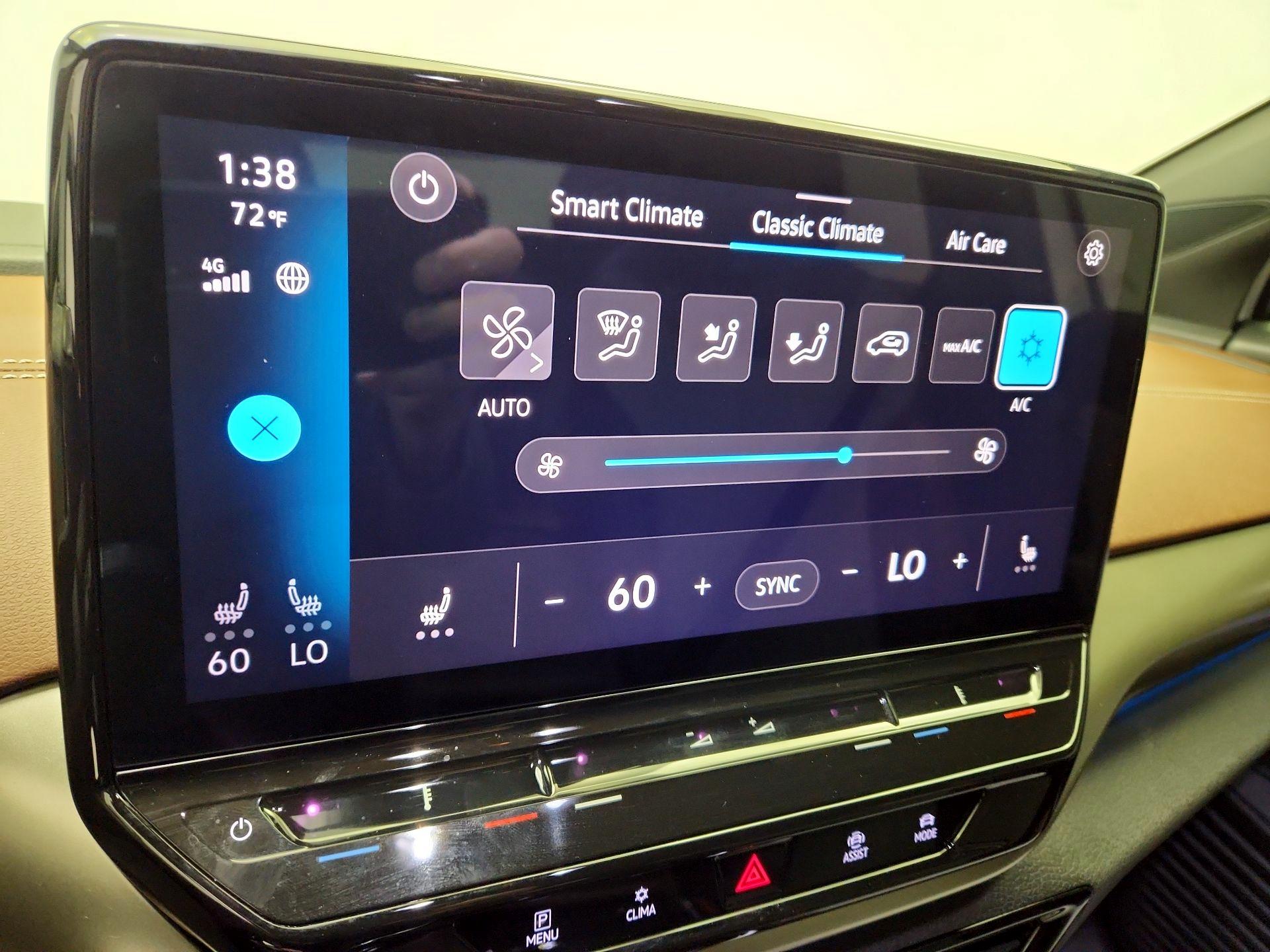 Thumbnail: 2023 Volkswagen ID.4 - 16