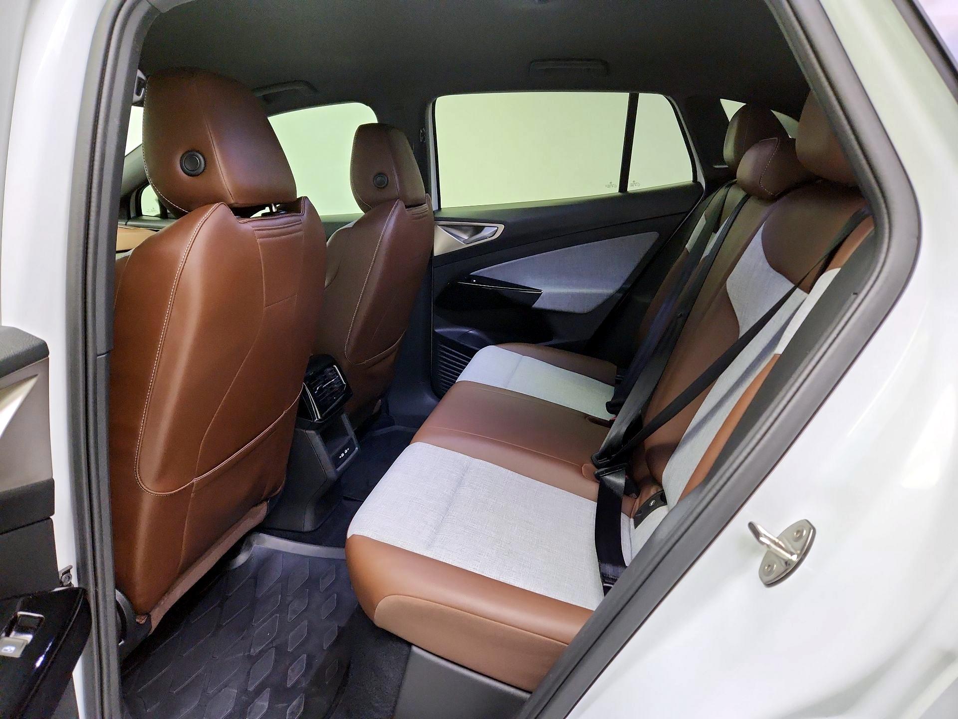 Thumbnail: 2023 Volkswagen ID.4 - 19