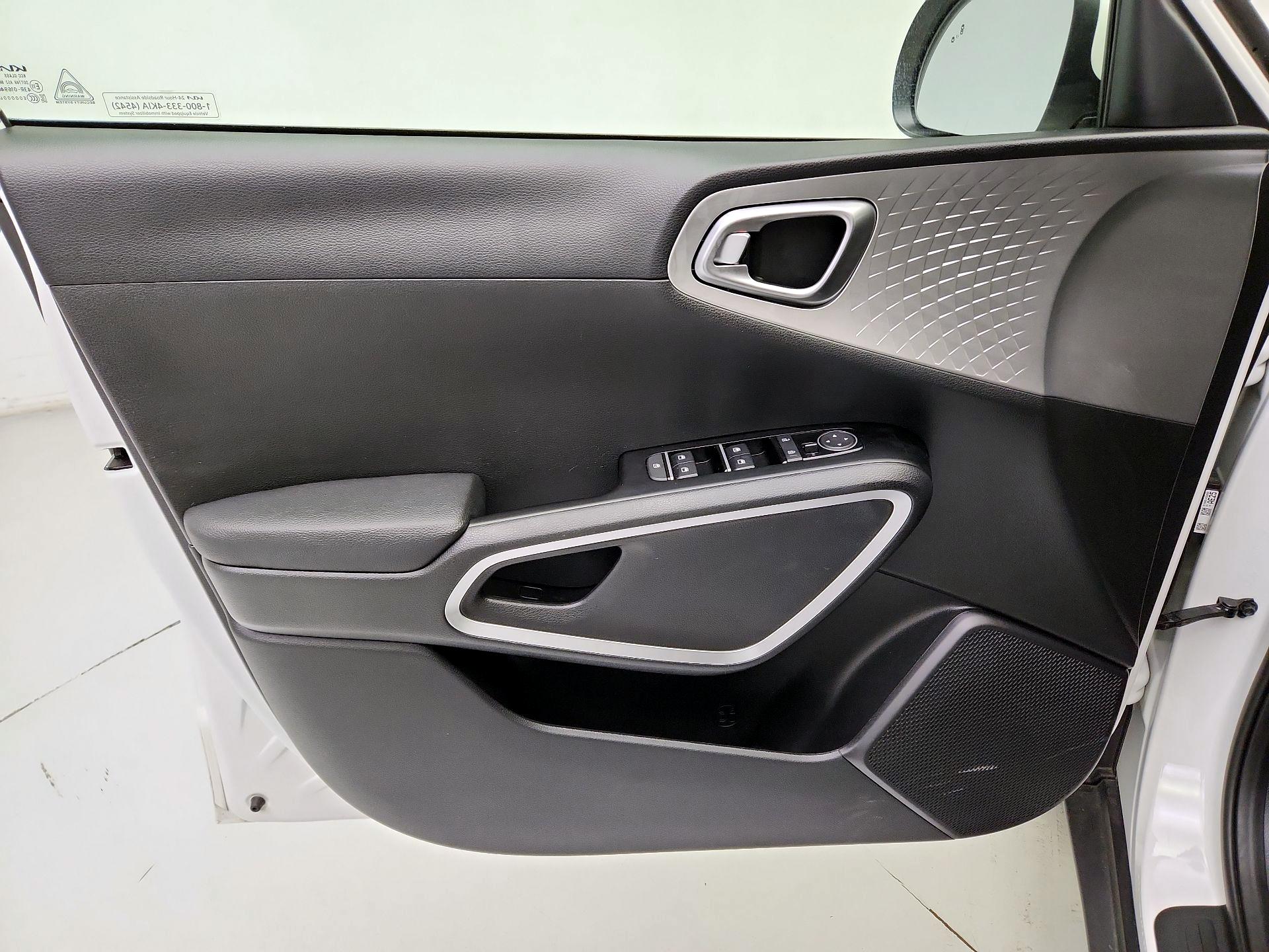 Thumbnail: 2025 Kia Soul - 12