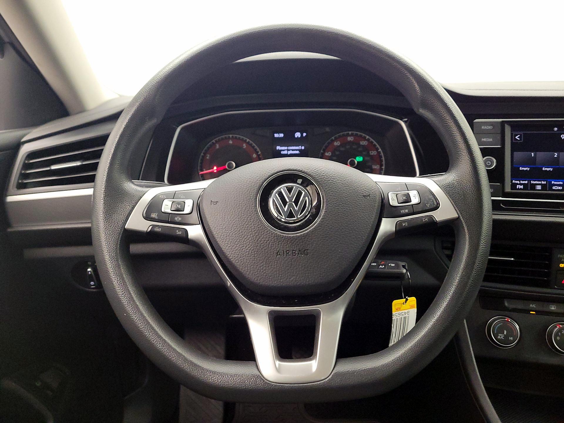 Thumbnail: 2021 Volkswagen Jetta - 10