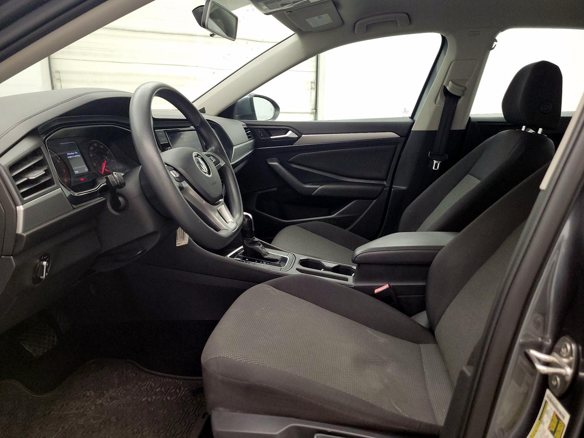 Thumbnail: 2021 Volkswagen Jetta - 11