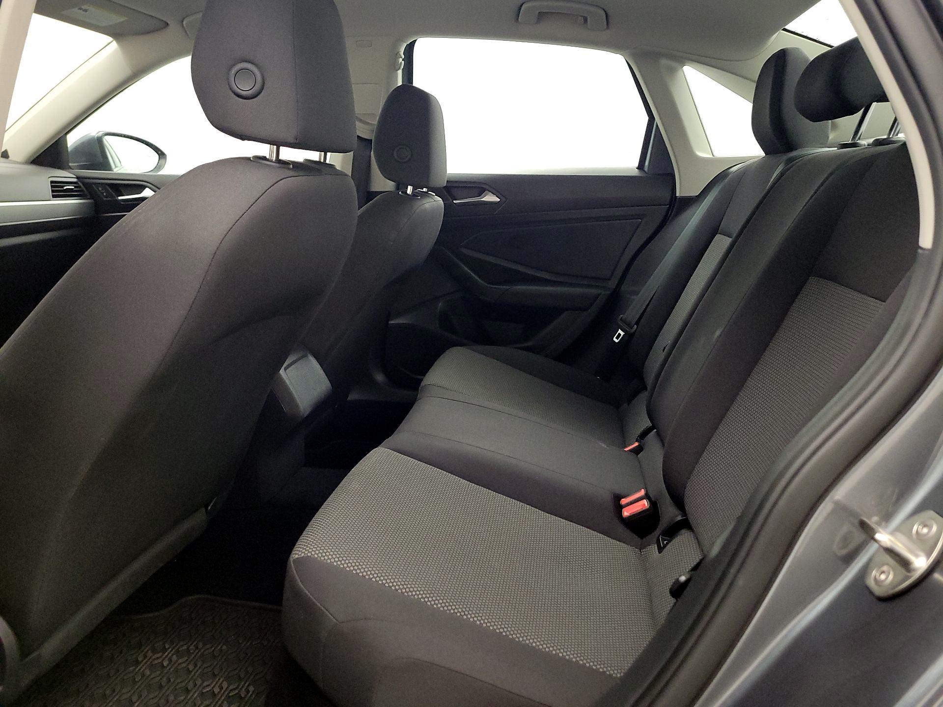 Thumbnail: 2021 Volkswagen Jetta - 19