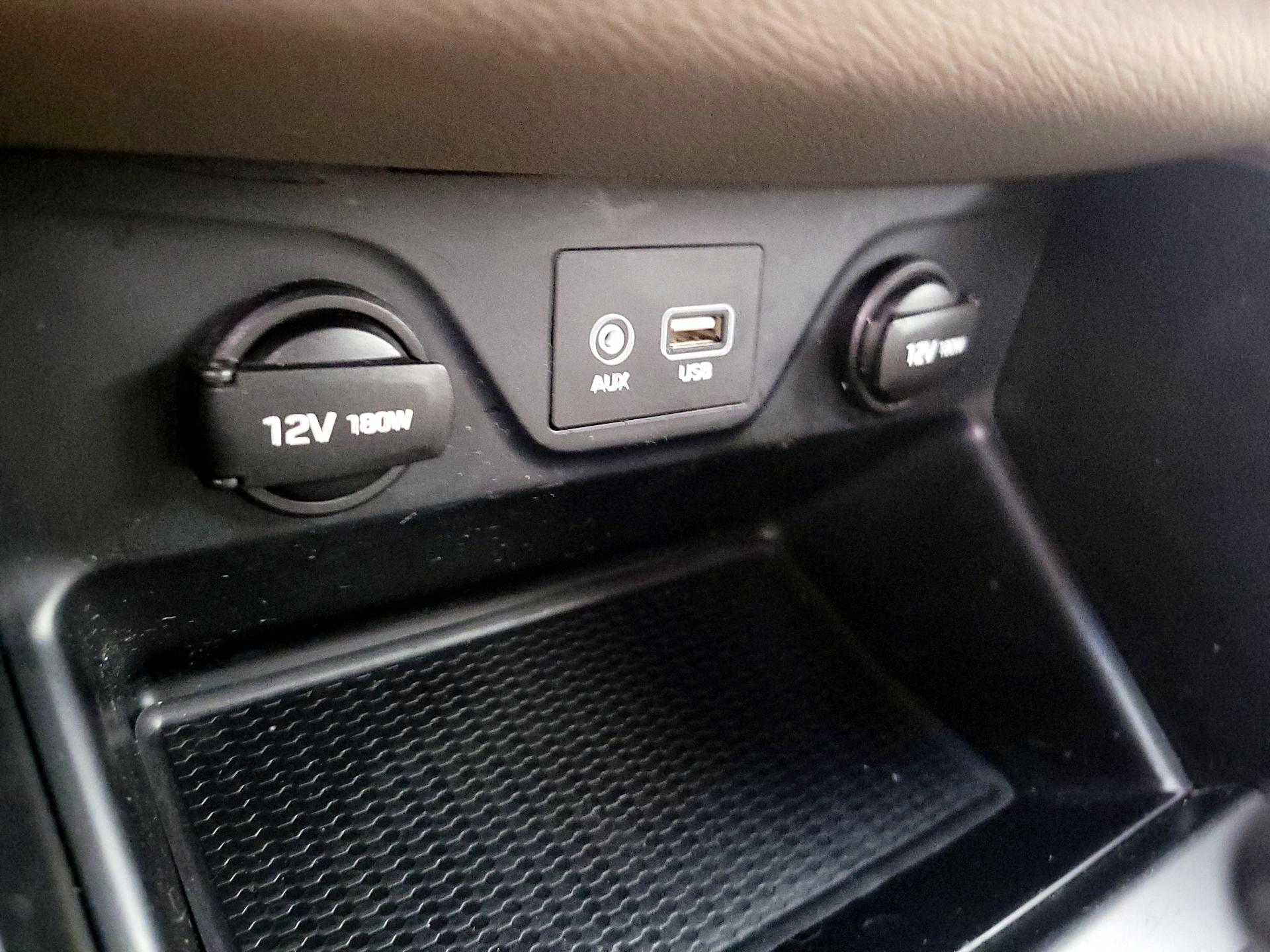 Thumbnail: 2020 Hyundai Tucson - 18