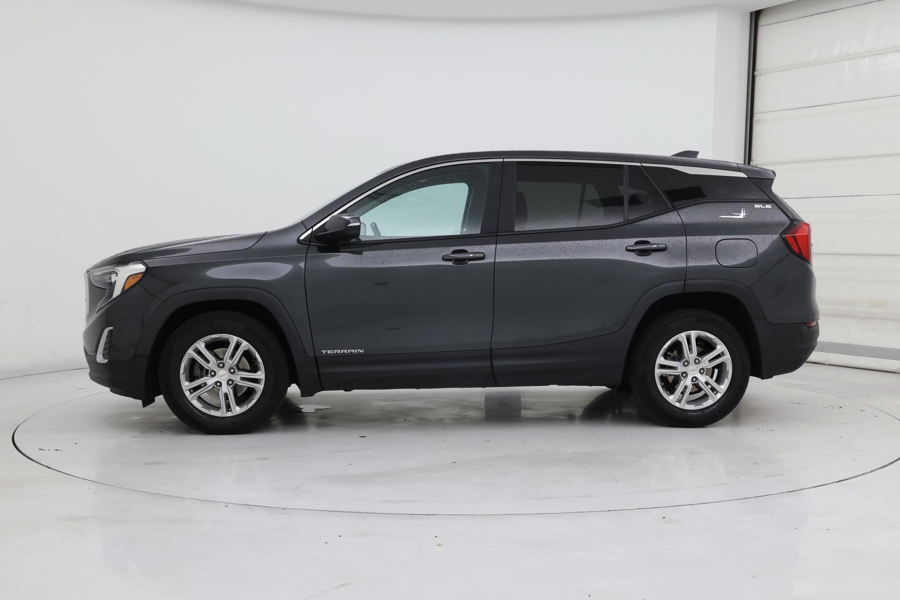 Thumbnail: 2021 GMC Terrain - 3