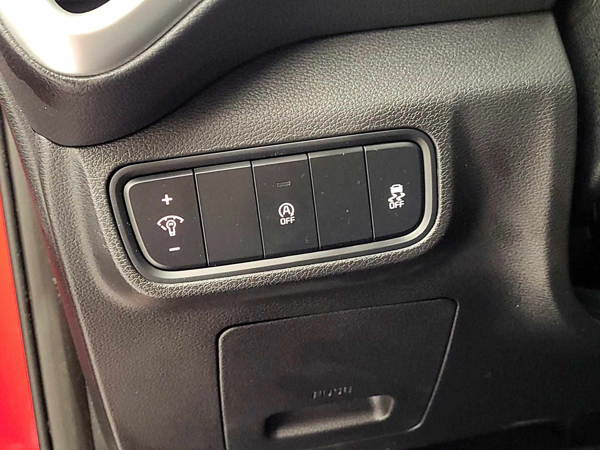 Thumbnail: 2022 Kia Soul - 13