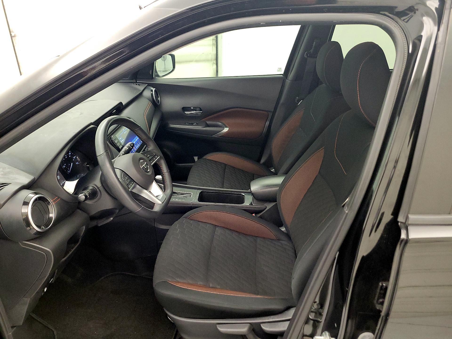 Thumbnail: 2021 Nissan Kicks - 11