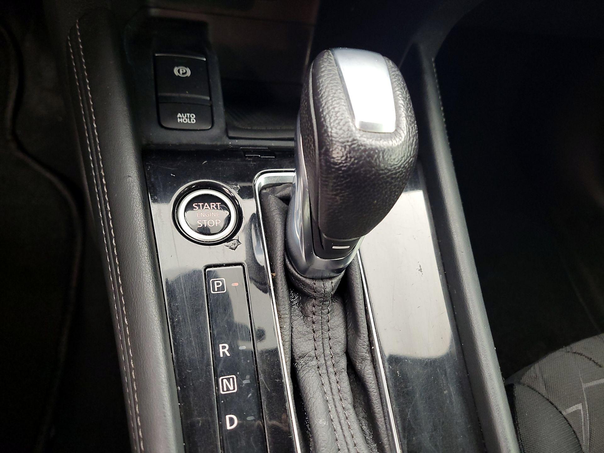 Thumbnail: 2021 Nissan Kicks - 16