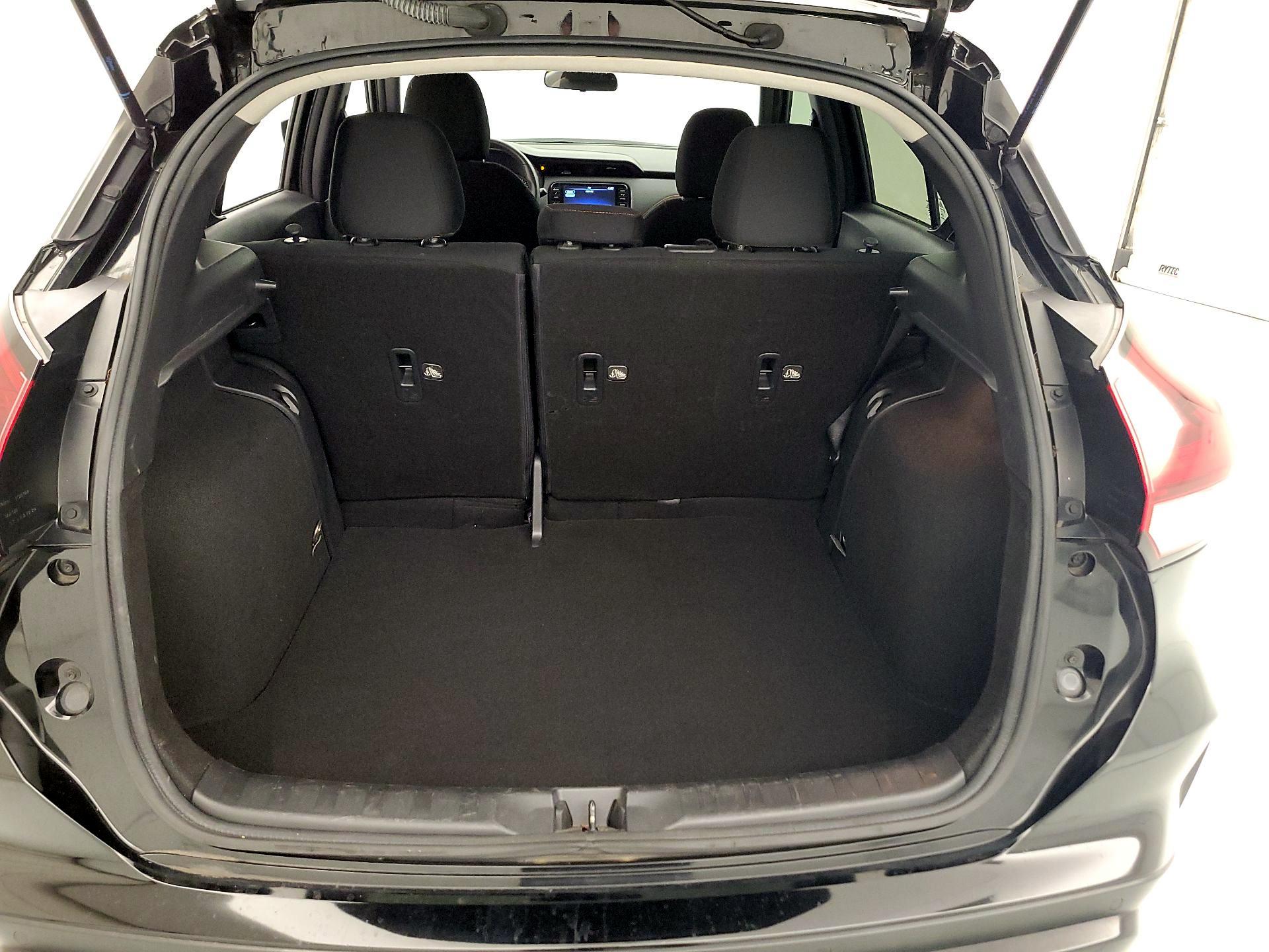 Thumbnail: 2021 Nissan Kicks - 18