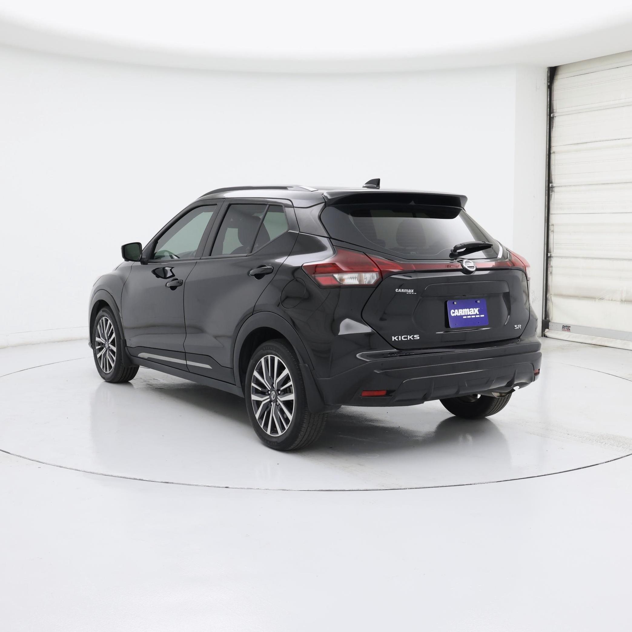 Thumbnail: 2021 Nissan Kicks - 2