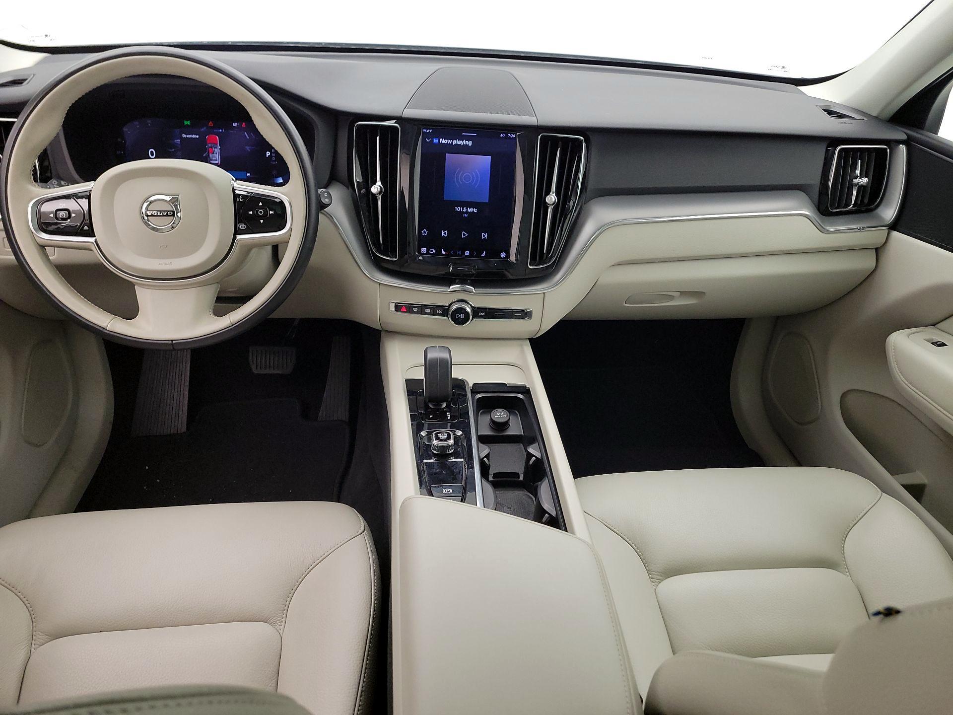 Thumbnail: 2023 Volvo XC60 - 9