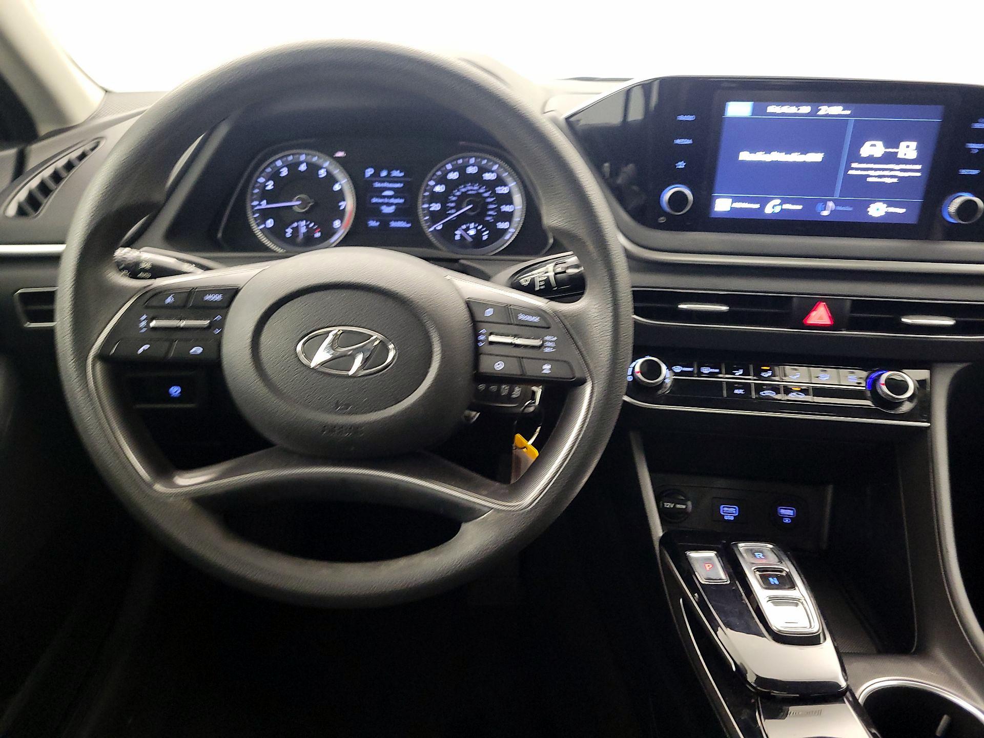 Thumbnail: 2022 Hyundai Sonata - 10