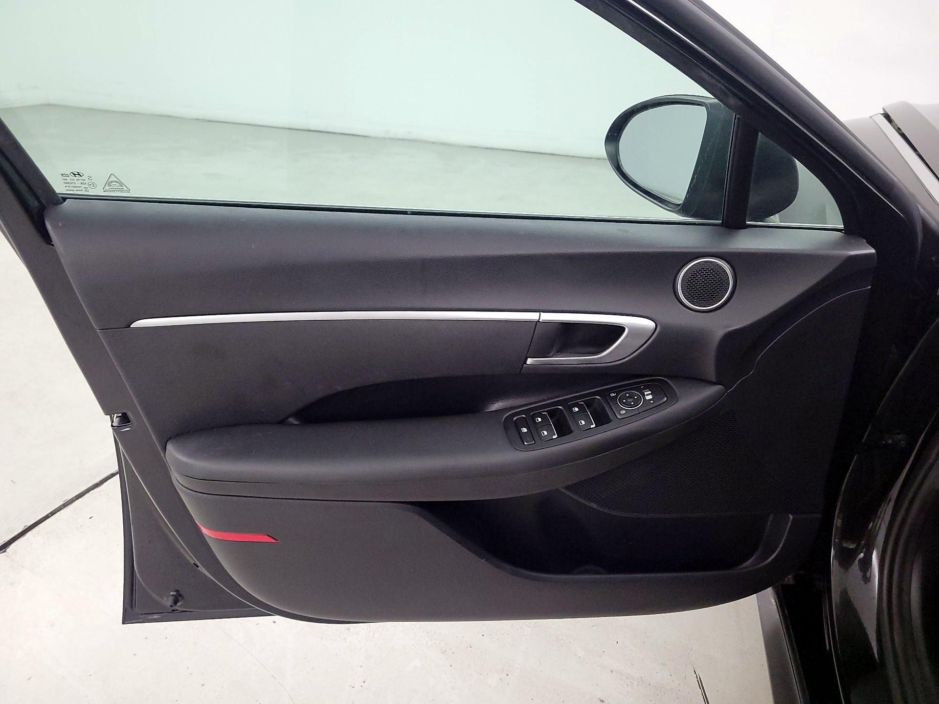 Thumbnail: 2022 Hyundai Sonata - 12