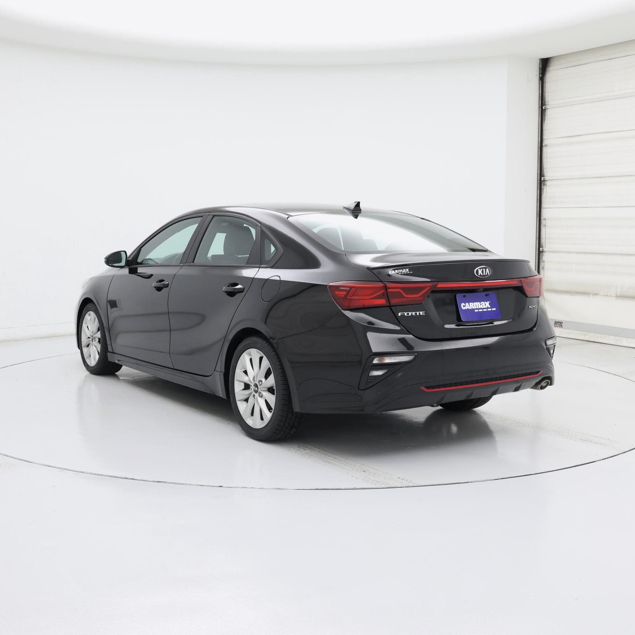 Thumbnail: 2021 Kia Forte - 2