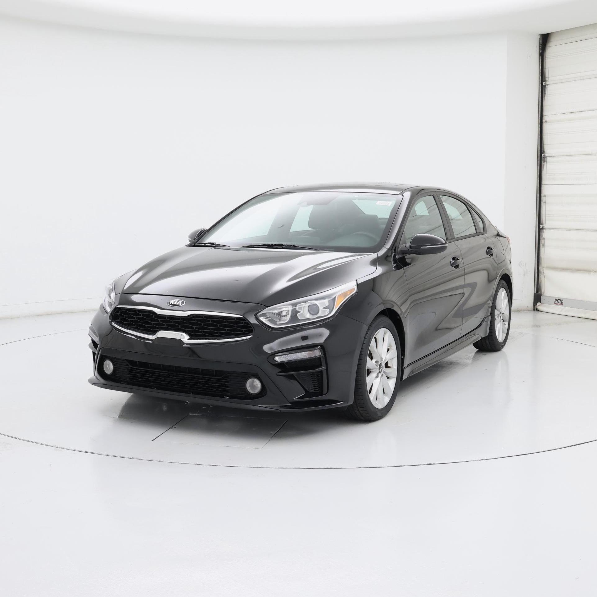Thumbnail: 2021 Kia Forte - 4