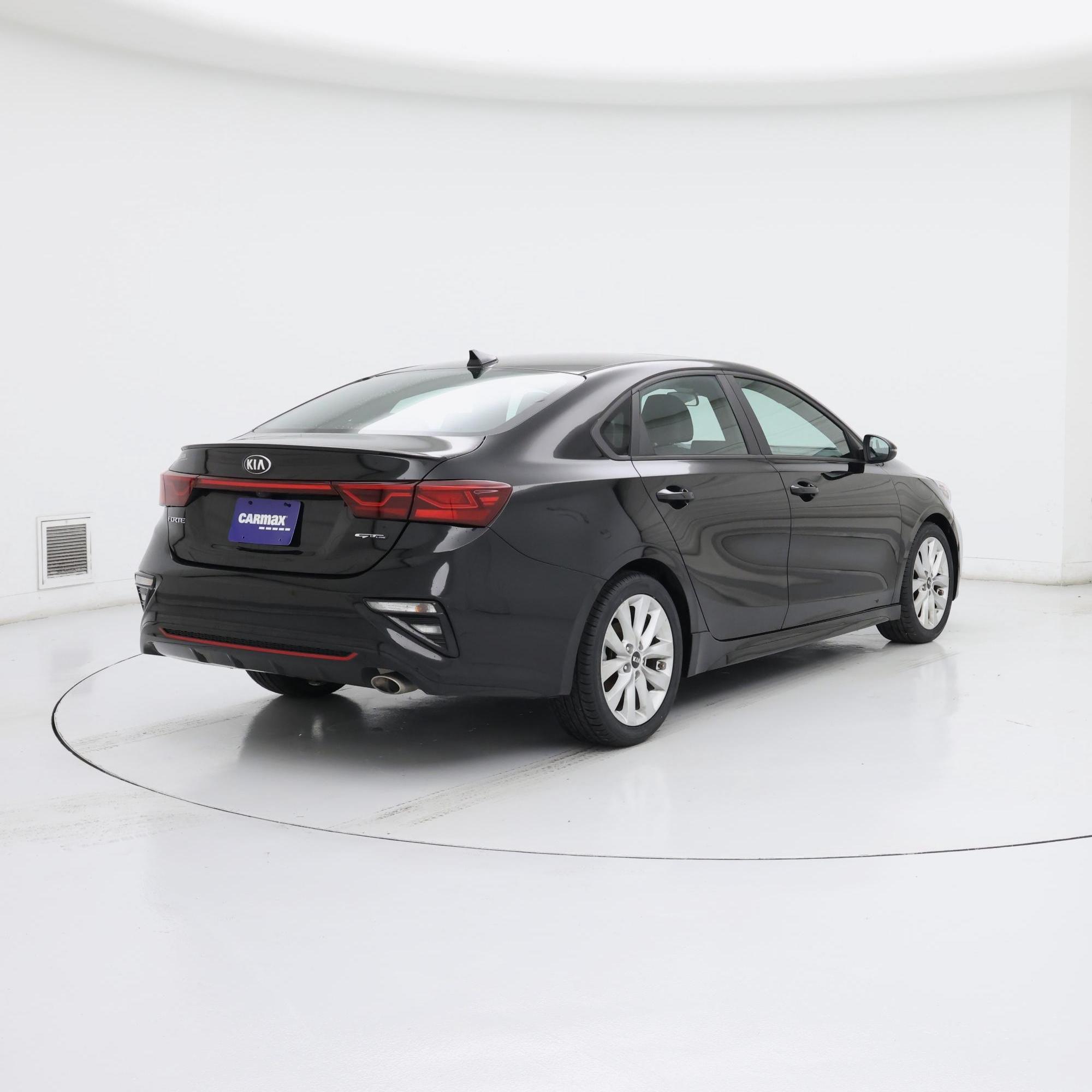 Thumbnail: 2021 Kia Forte - 8