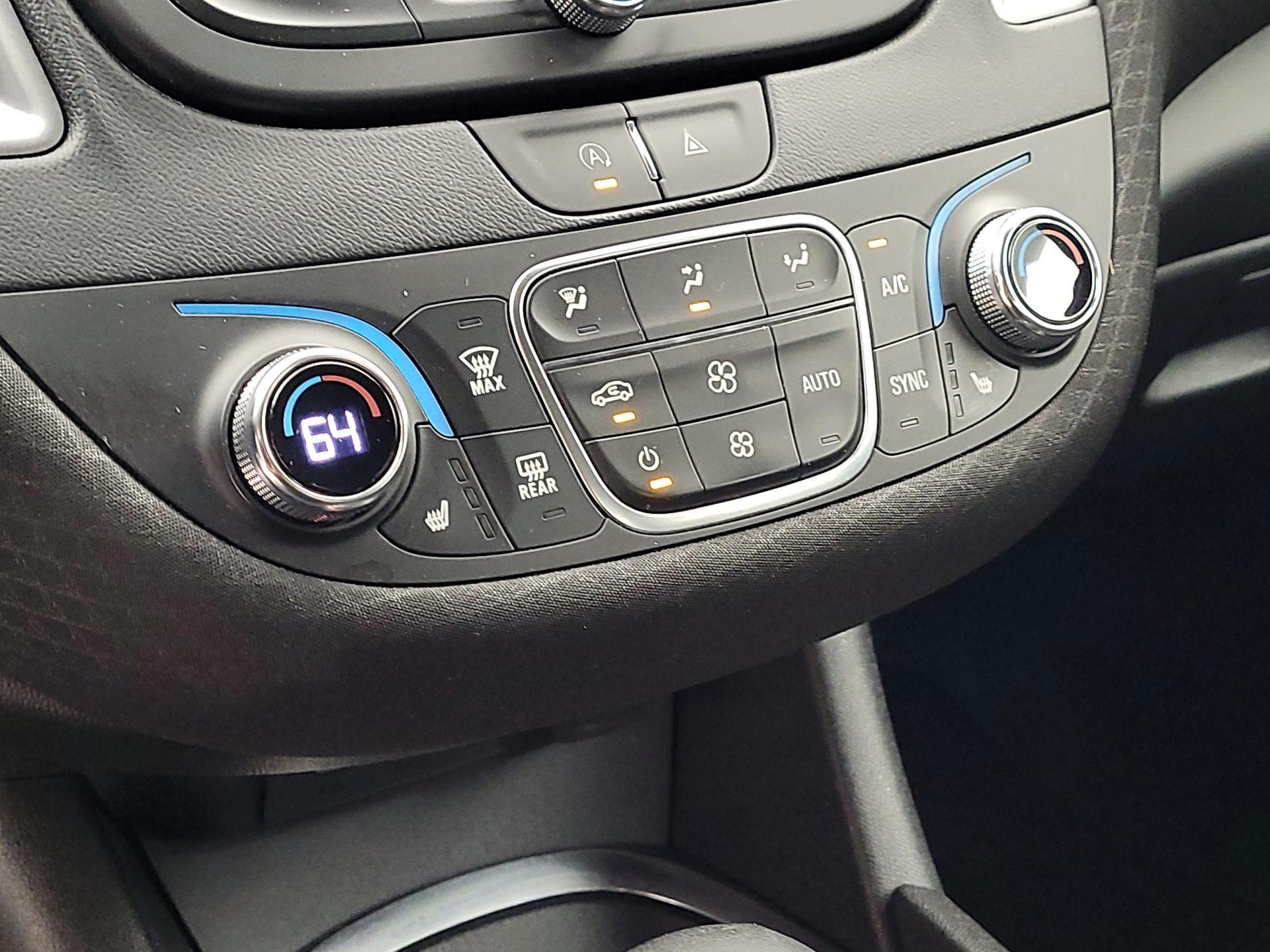 Thumbnail: 2023 Chevrolet Malibu - 16