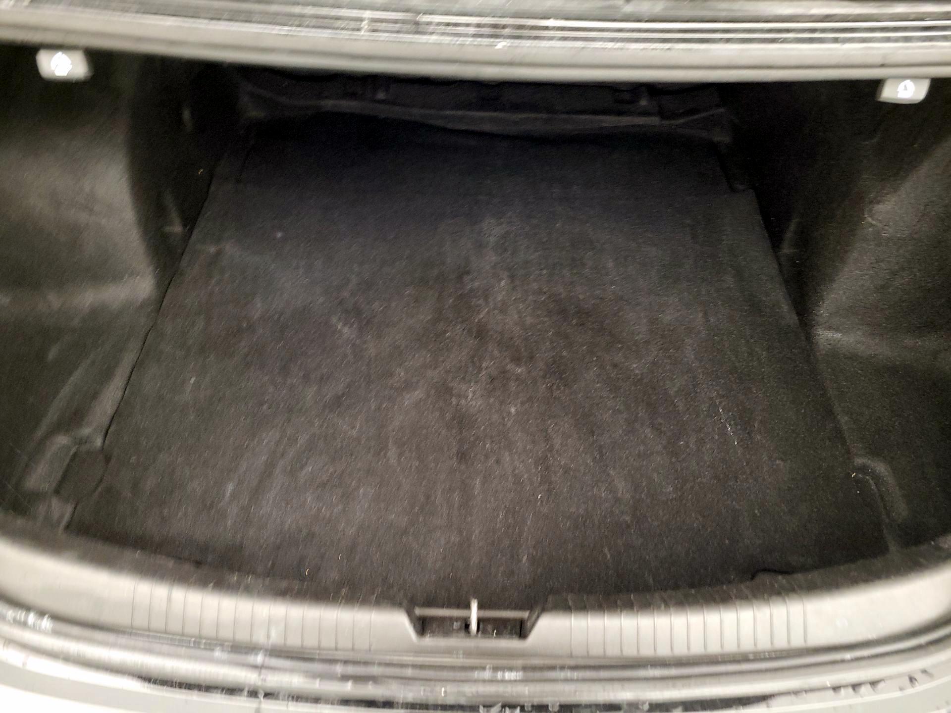 Thumbnail: 2023 Chevrolet Malibu - 20