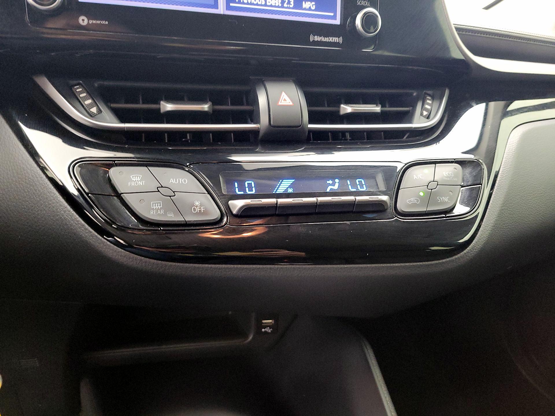 Thumbnail: 2021 Toyota C-HR - 16