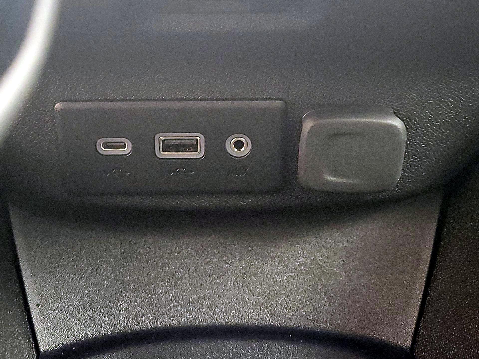 Thumbnail: 2024 Chevrolet Malibu - 18