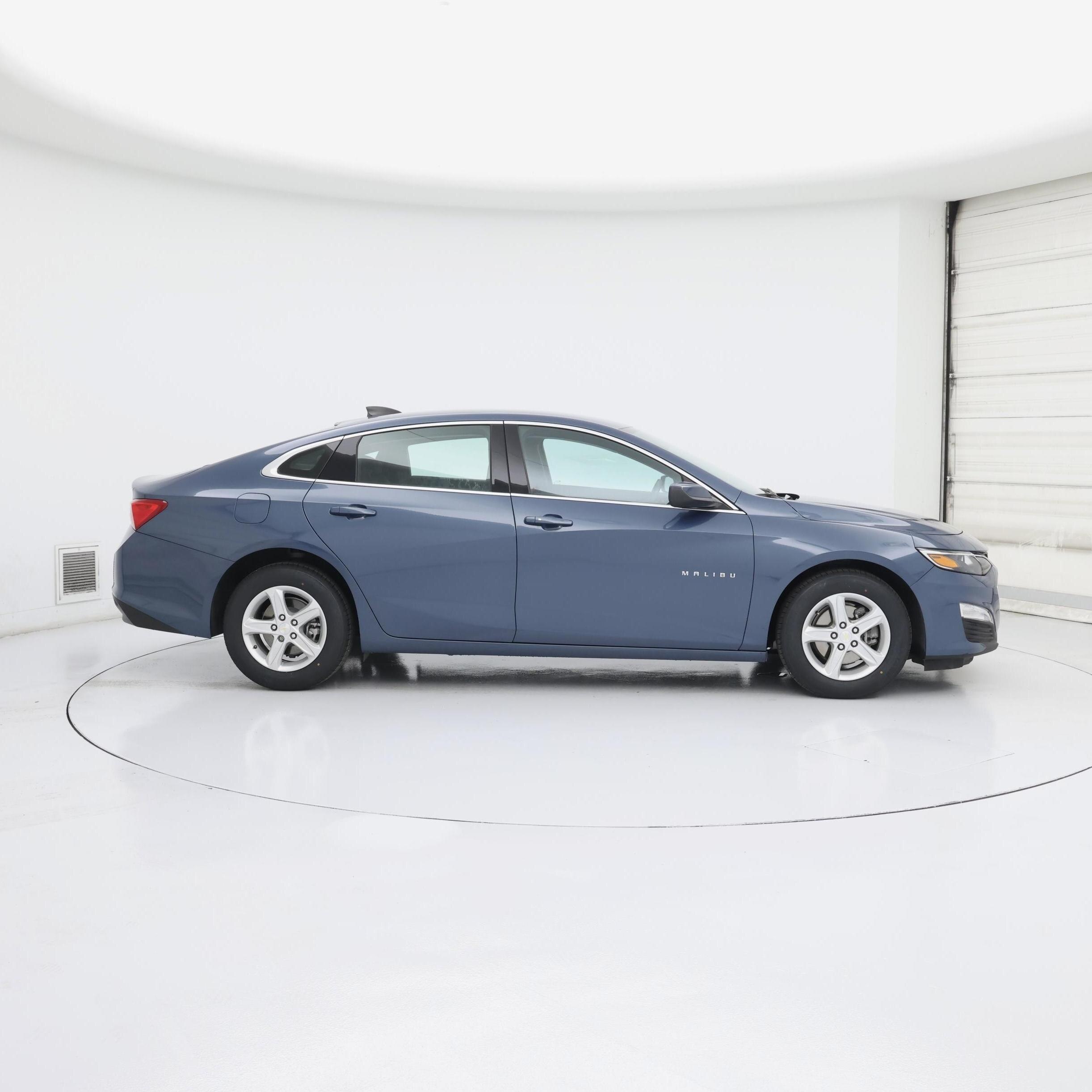 Thumbnail: 2024 Chevrolet Malibu - 7