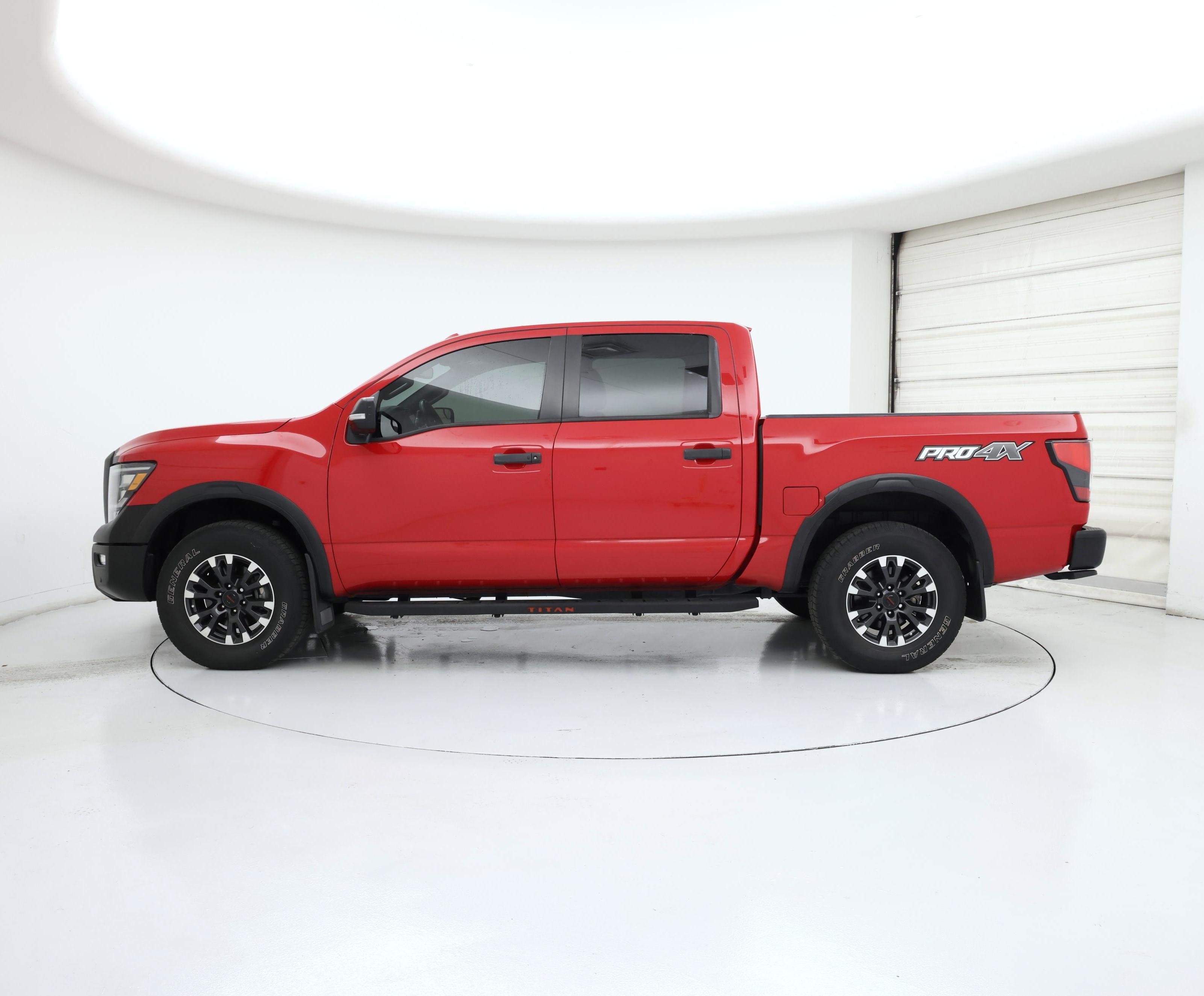 Thumbnail: 2021 Nissan Titan - 3