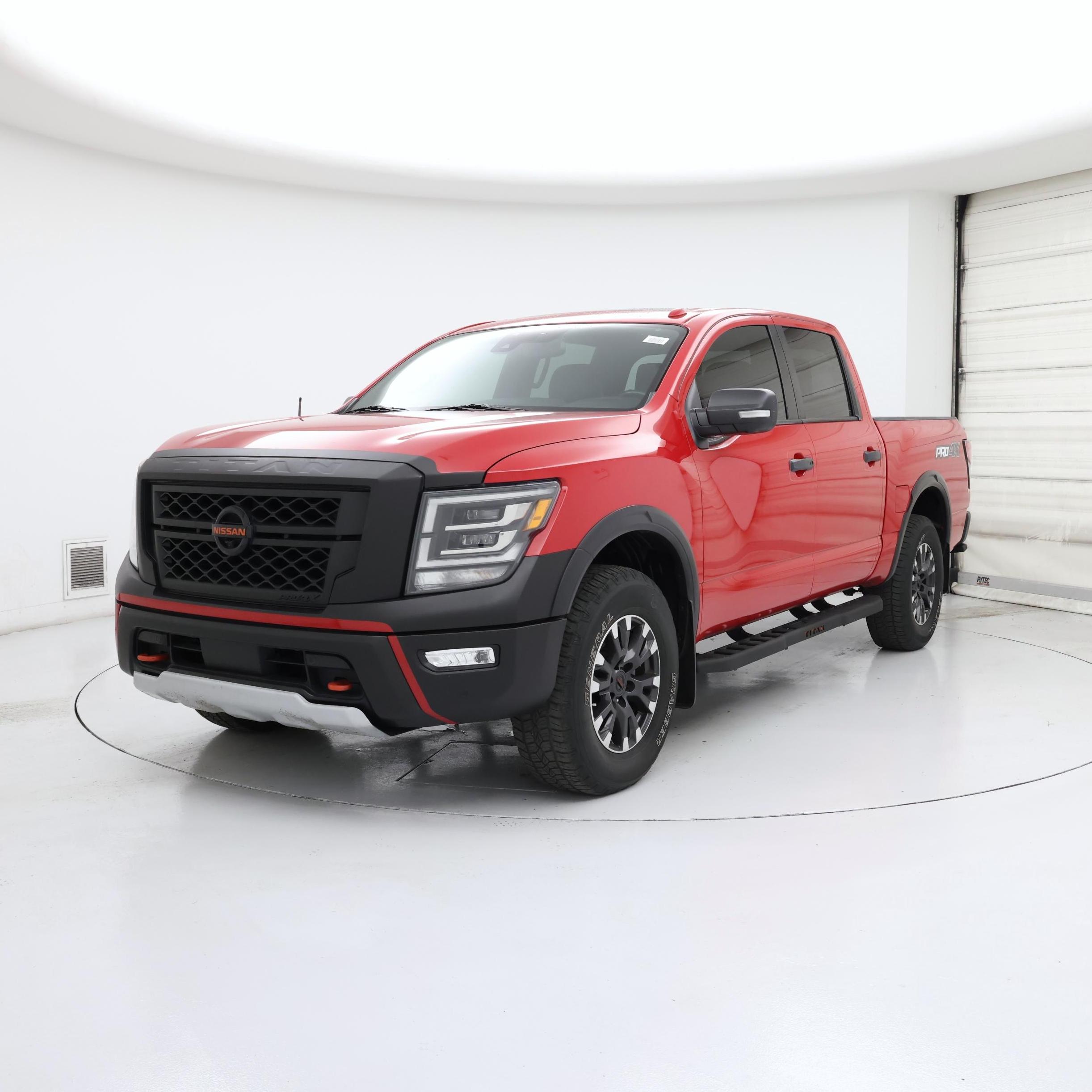 Thumbnail: 2021 Nissan Titan - 4