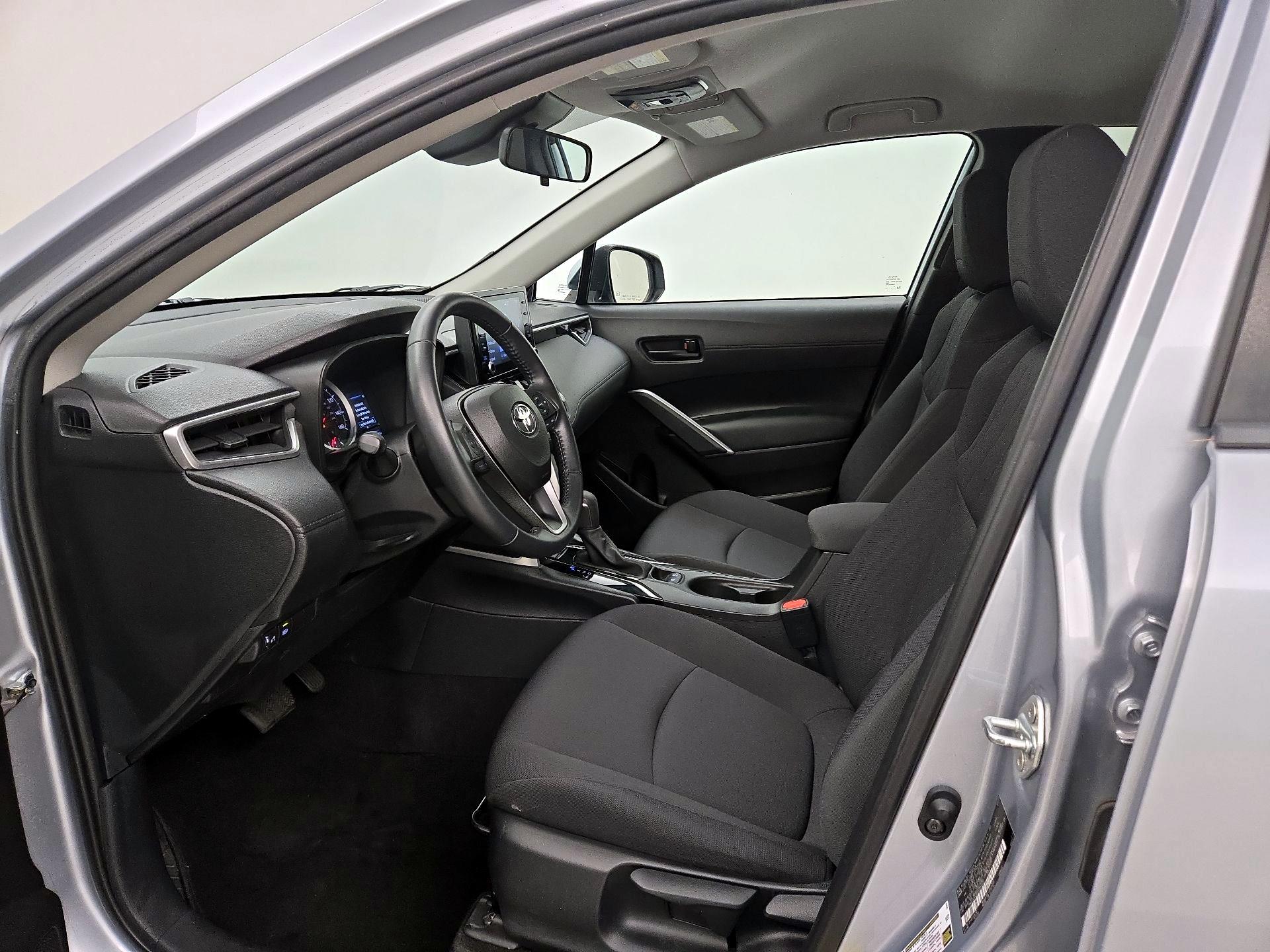 Thumbnail: 2022 Toyota Corolla Cross - 11