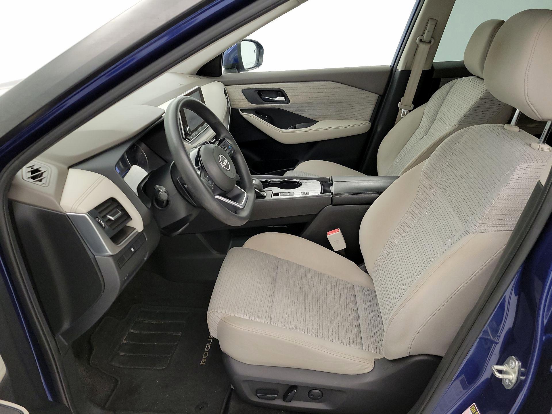 Thumbnail: 2023 Nissan Rogue - 11