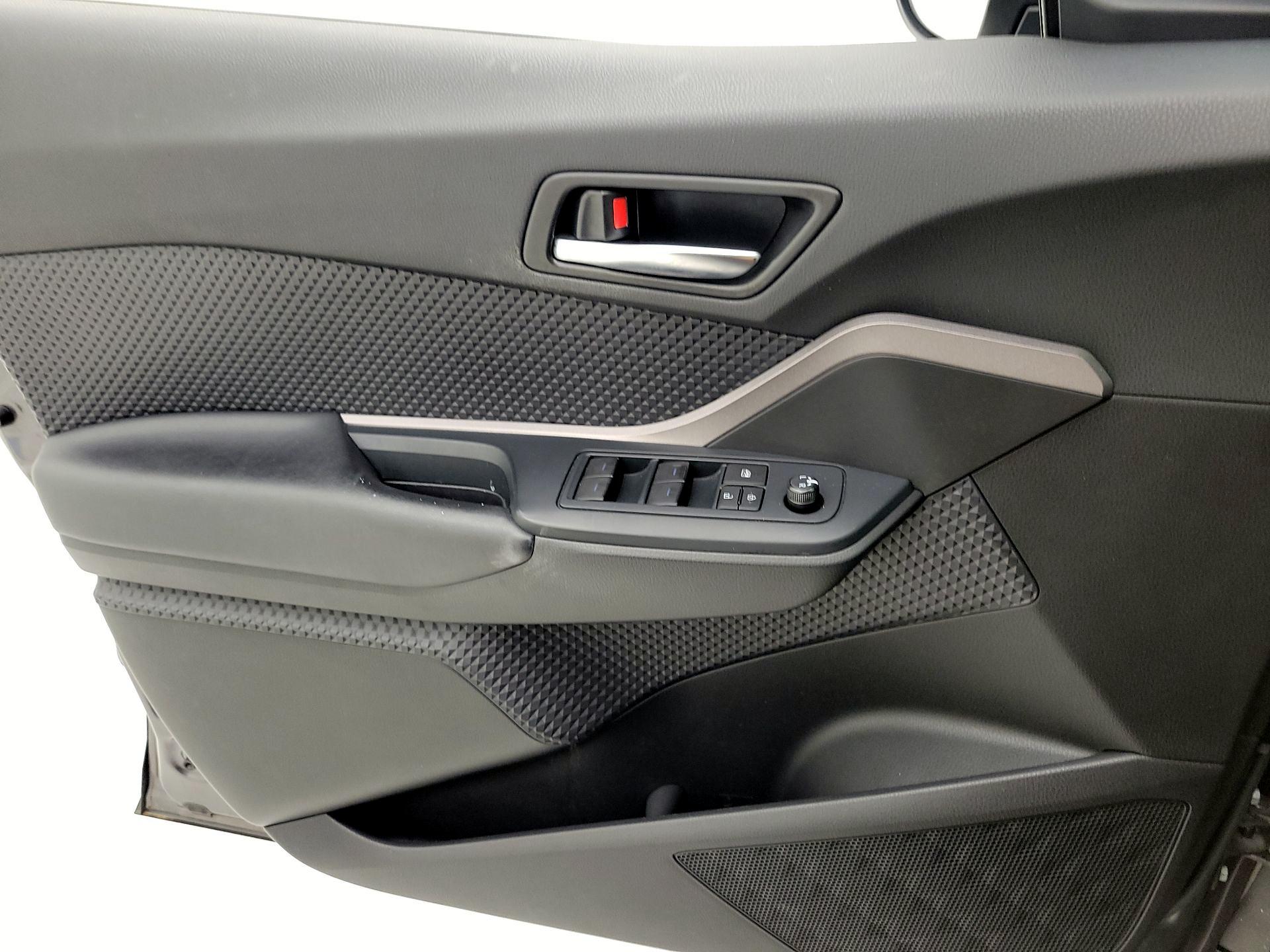 Thumbnail: 2020 Toyota C-HR - 12