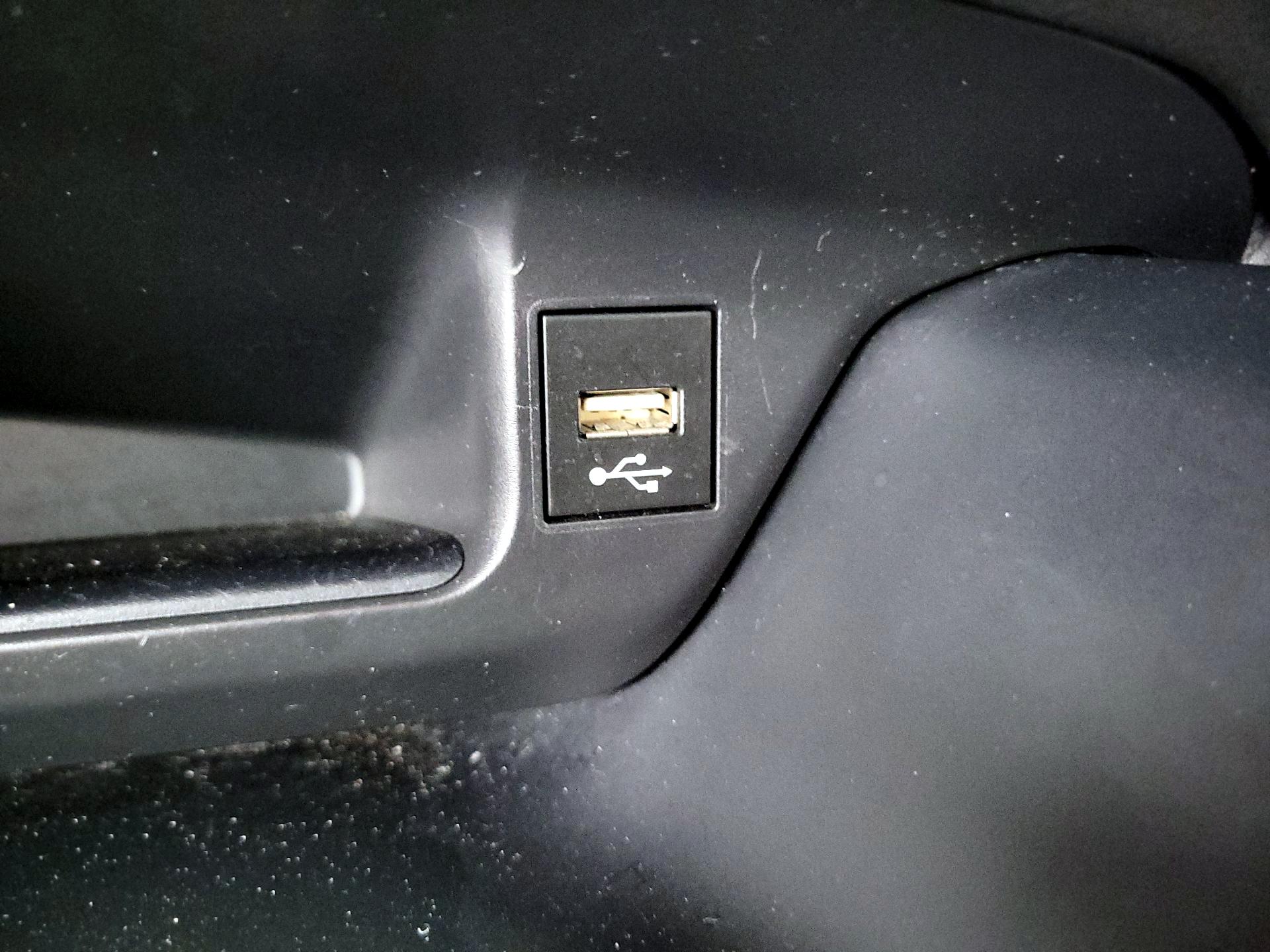 Thumbnail: 2020 Toyota C-HR - 18